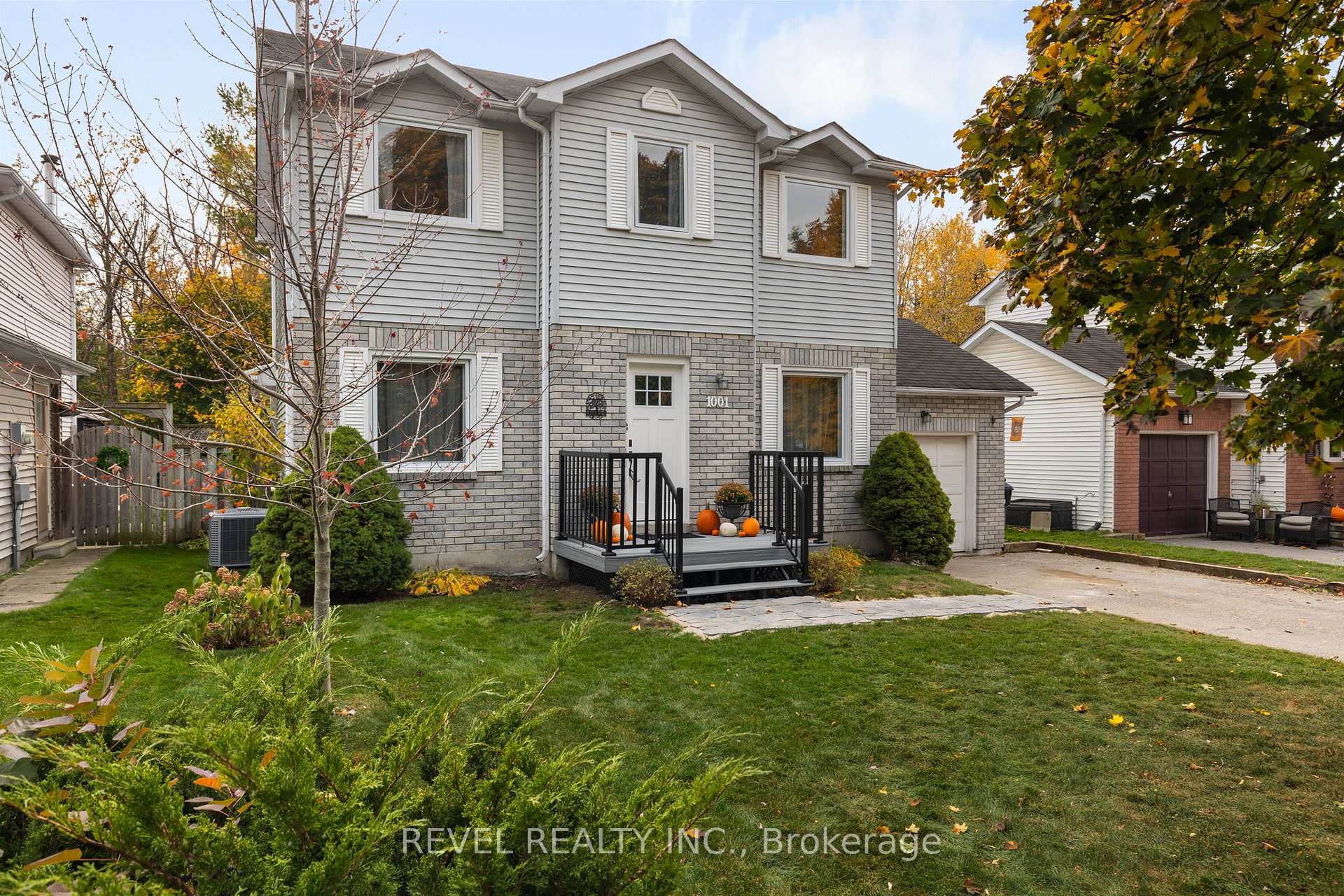 Photo 1 of 1001 Vance Crescent, Innisfil, Alcona — HOMEH