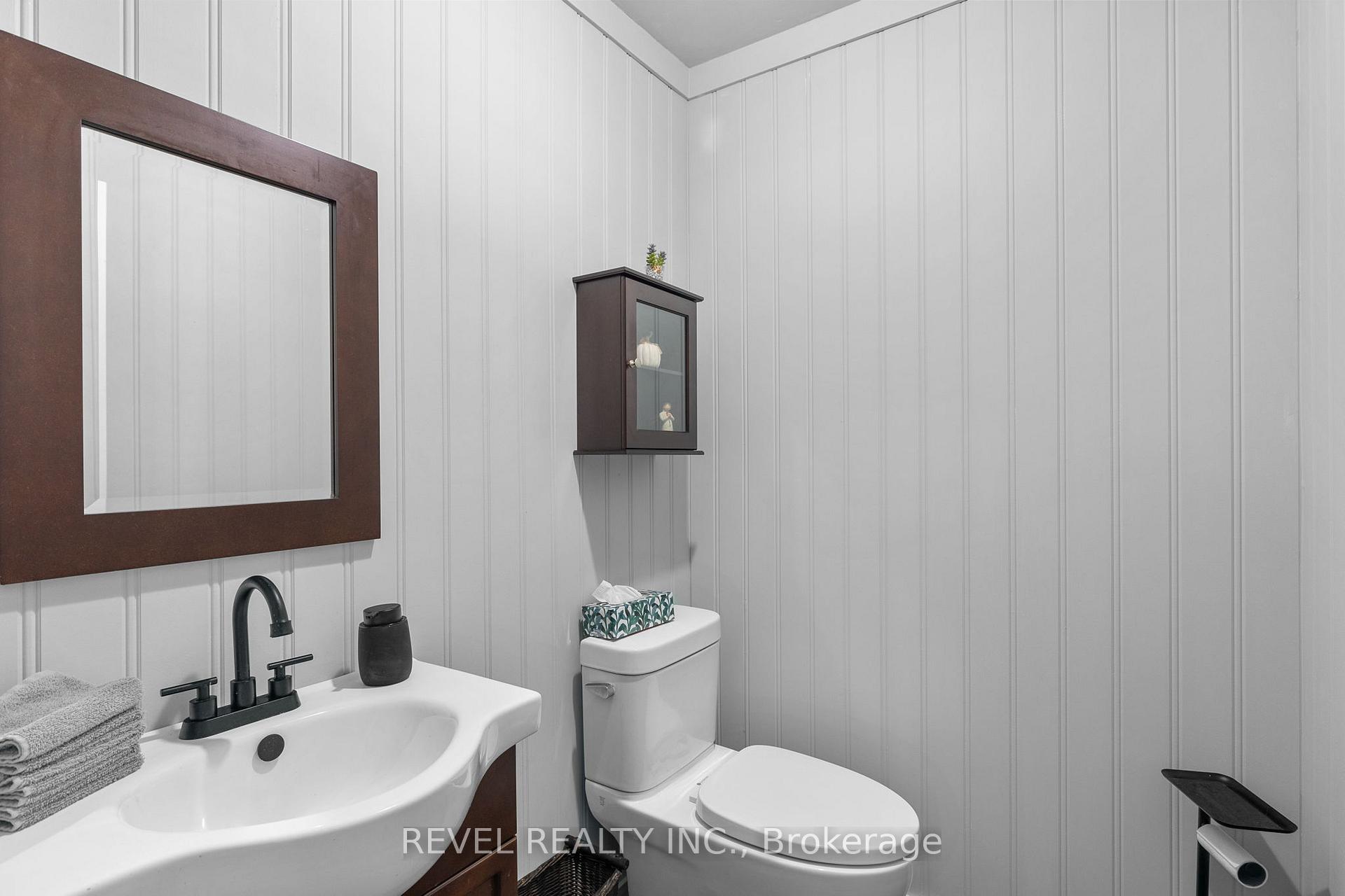 Photo 12 of 1001 Vance Crescent, Innisfil, Alcona — HOMEH