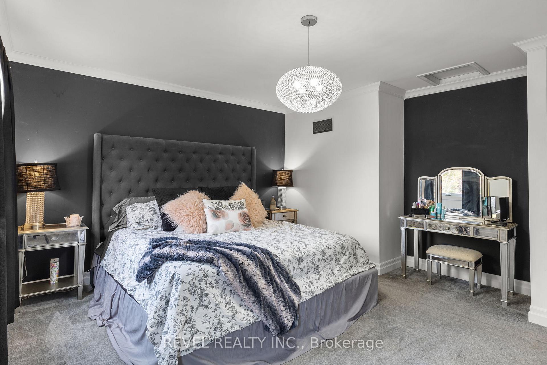 Photo 25 of 1001 Vance Crescent, Innisfil, Alcona — HOMEH