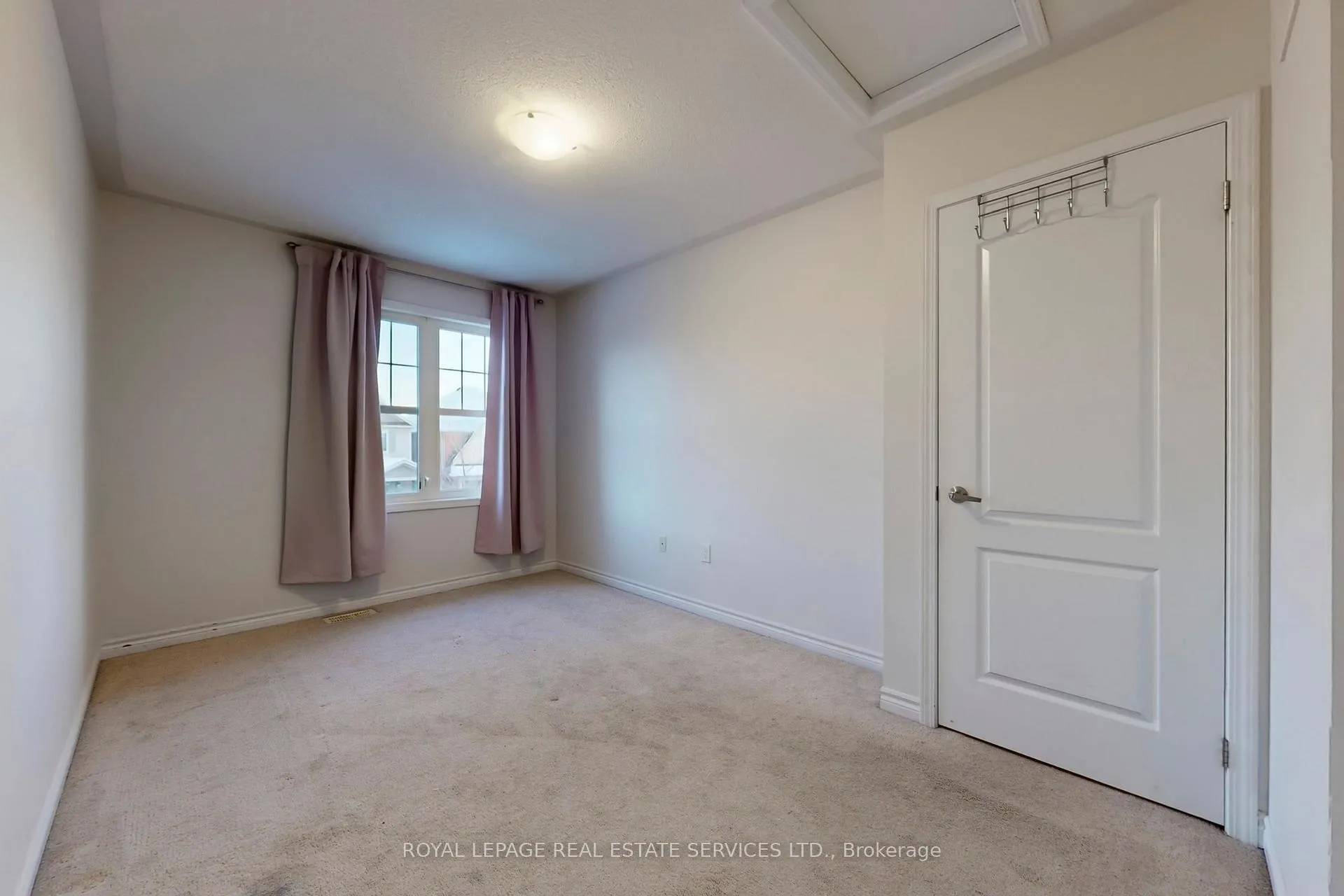 Photo 4 of 389 Gosford Crescent, Milton, Willmott — HOMEH