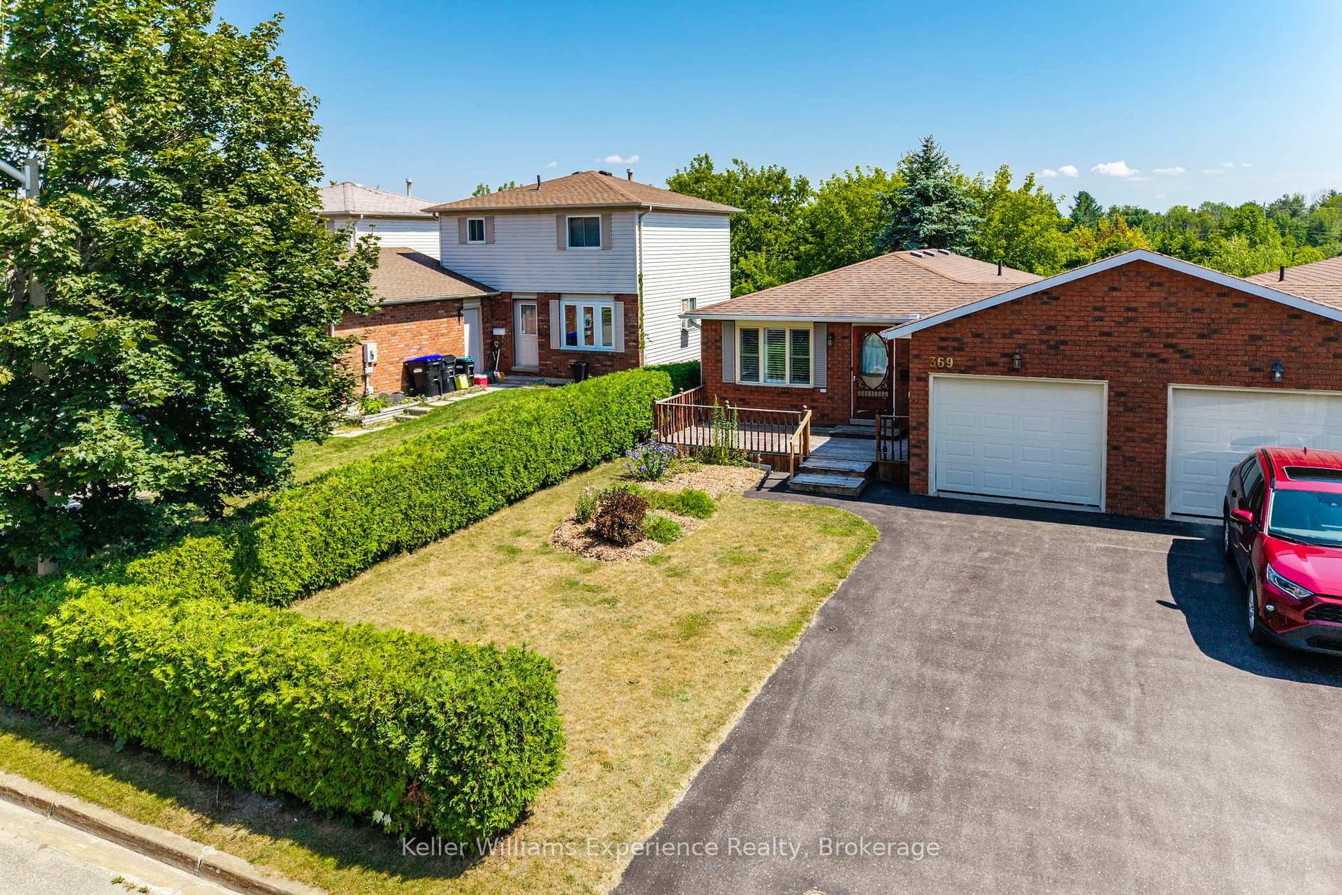 Photo 2 of 369 Park Avenue, Midland — HOMEH