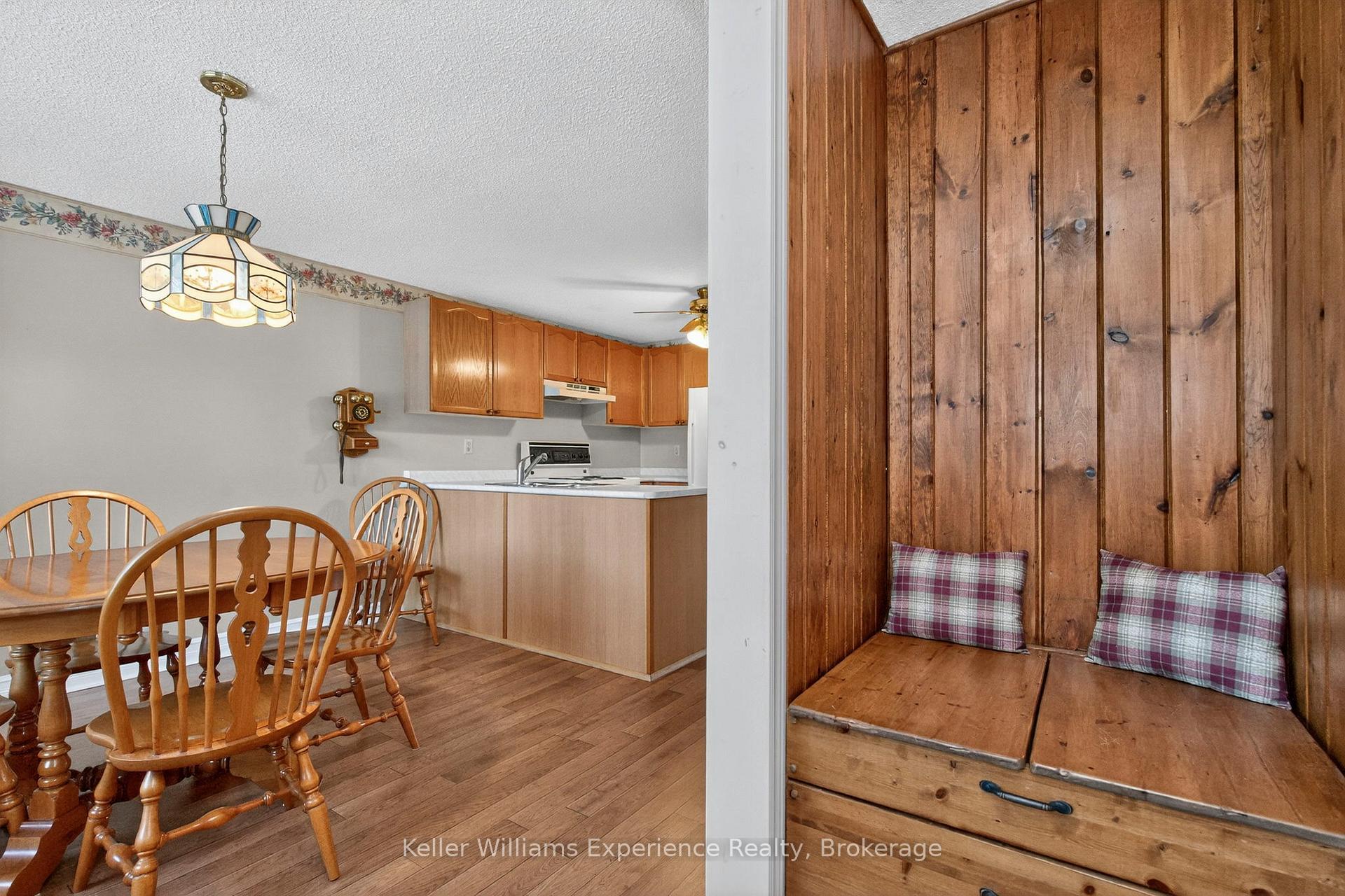 Photo 7 of 369 Park Avenue, Midland — HOMEH