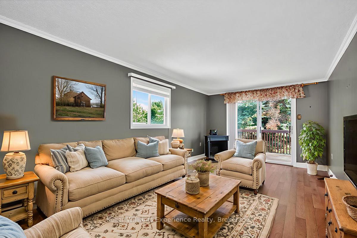 Photo 11 of 369 Park Avenue, Midland — HOMEH