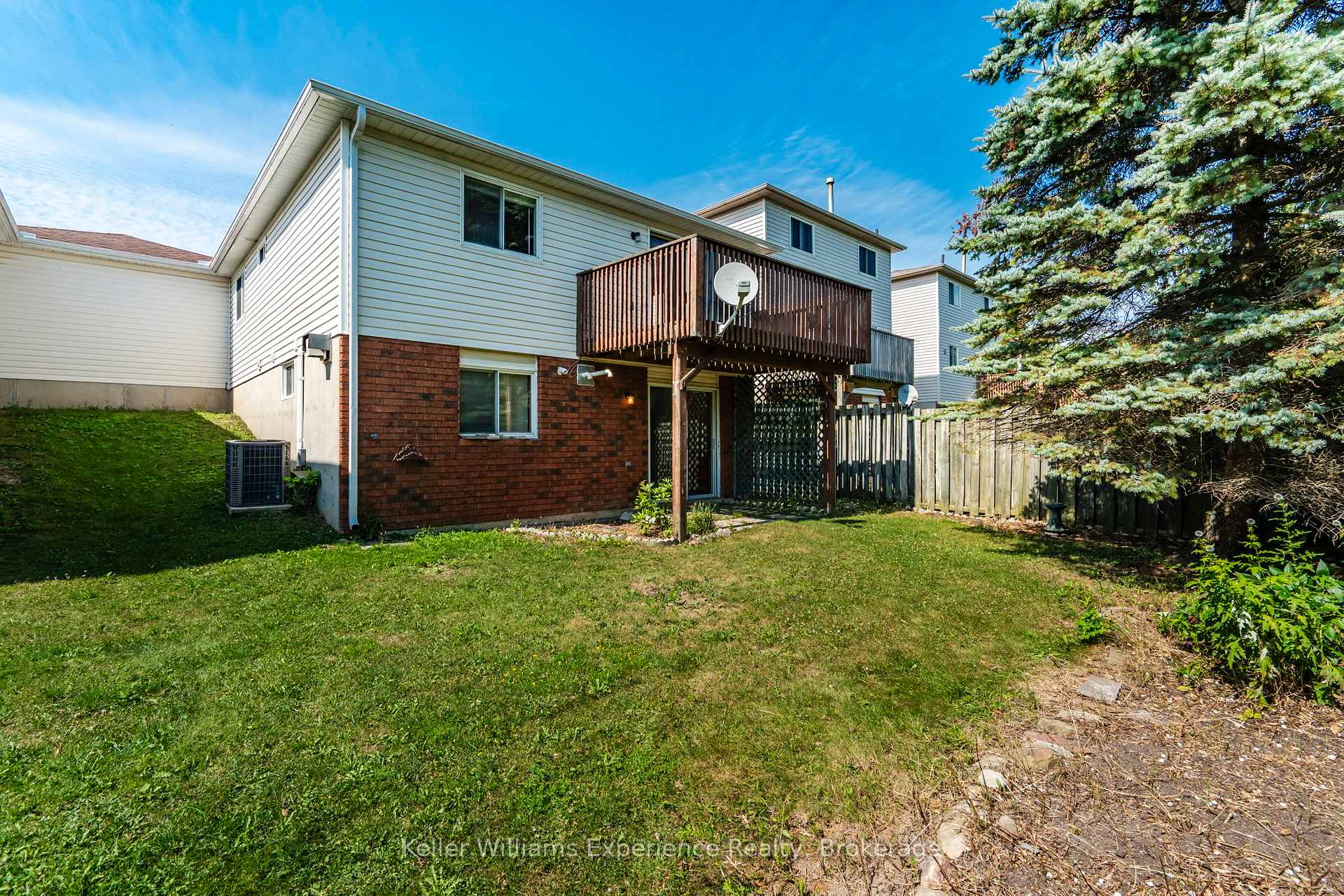 Photo 26 of 369 Park Avenue, Midland — HOMEH