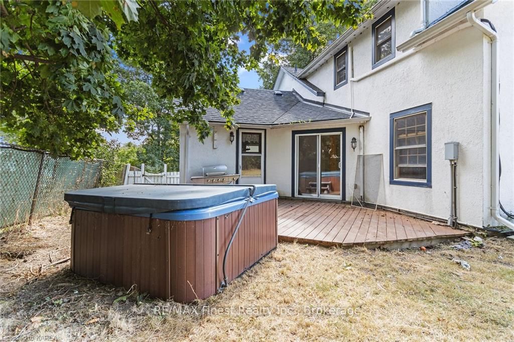 Photo 38 of 4639 Bath Road, Loyalist, Amherstview — HOMEH