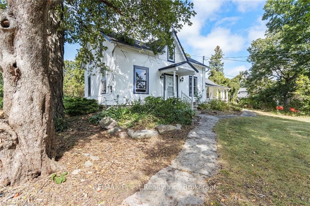 Photo 29 of 4639 Bath Road, Loyalist, Amherstview — HOMEH
