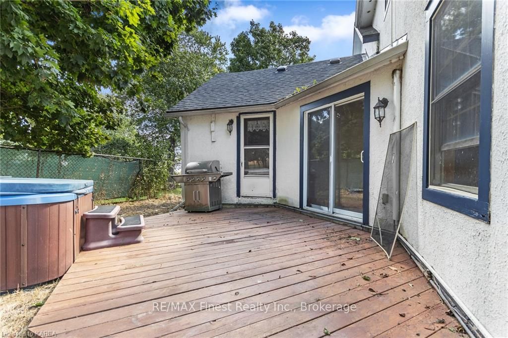 Photo 39 of 4639 Bath Road, Loyalist, Amherstview — HOMEH