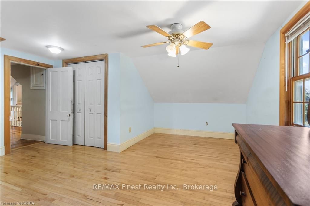 Photo 19 of 4639 Bath Road, Loyalist, Amherstview — HOMEH