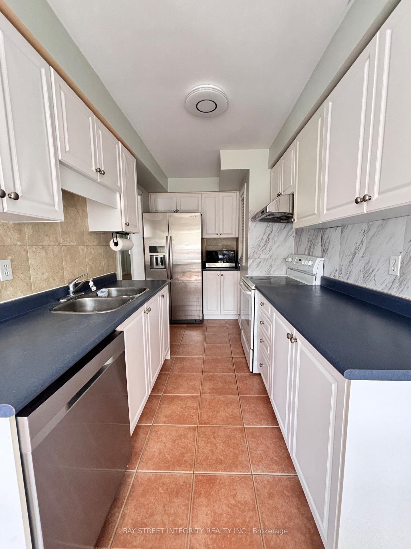 Photo 5 of 59 Elmrill Road, Markham, Berczy — HOMEH
