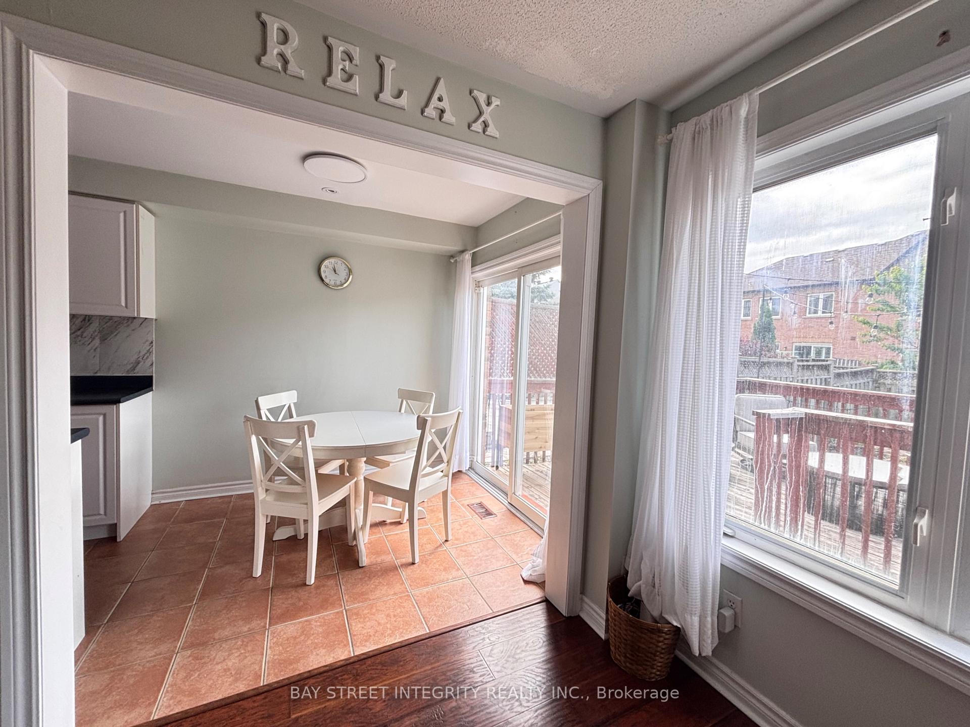 Photo 7 of 59 Elmrill Road, Markham, Berczy — HOMEH