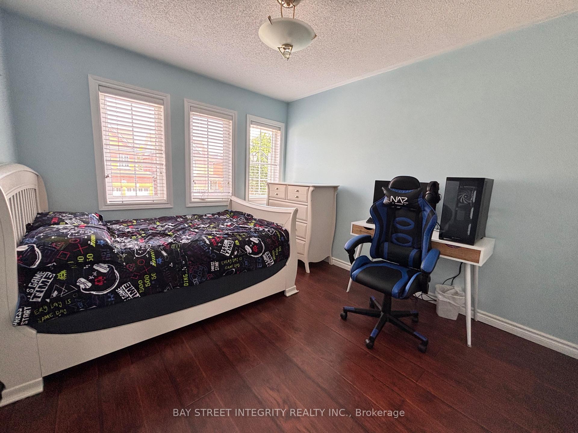 Photo 12 of 59 Elmrill Road, Markham, Berczy — HOMEH