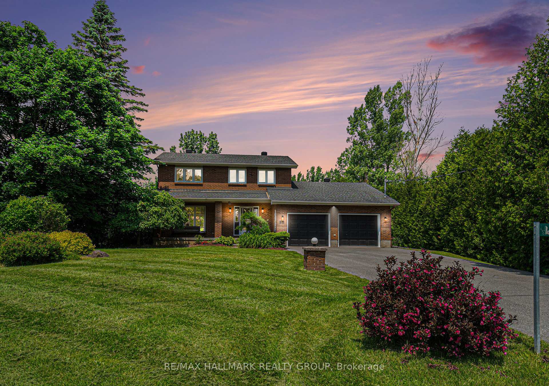 Photo 2 of 34 Grierson Lane, Ottawa, Kanata - Kanata (North West) — HOMEH