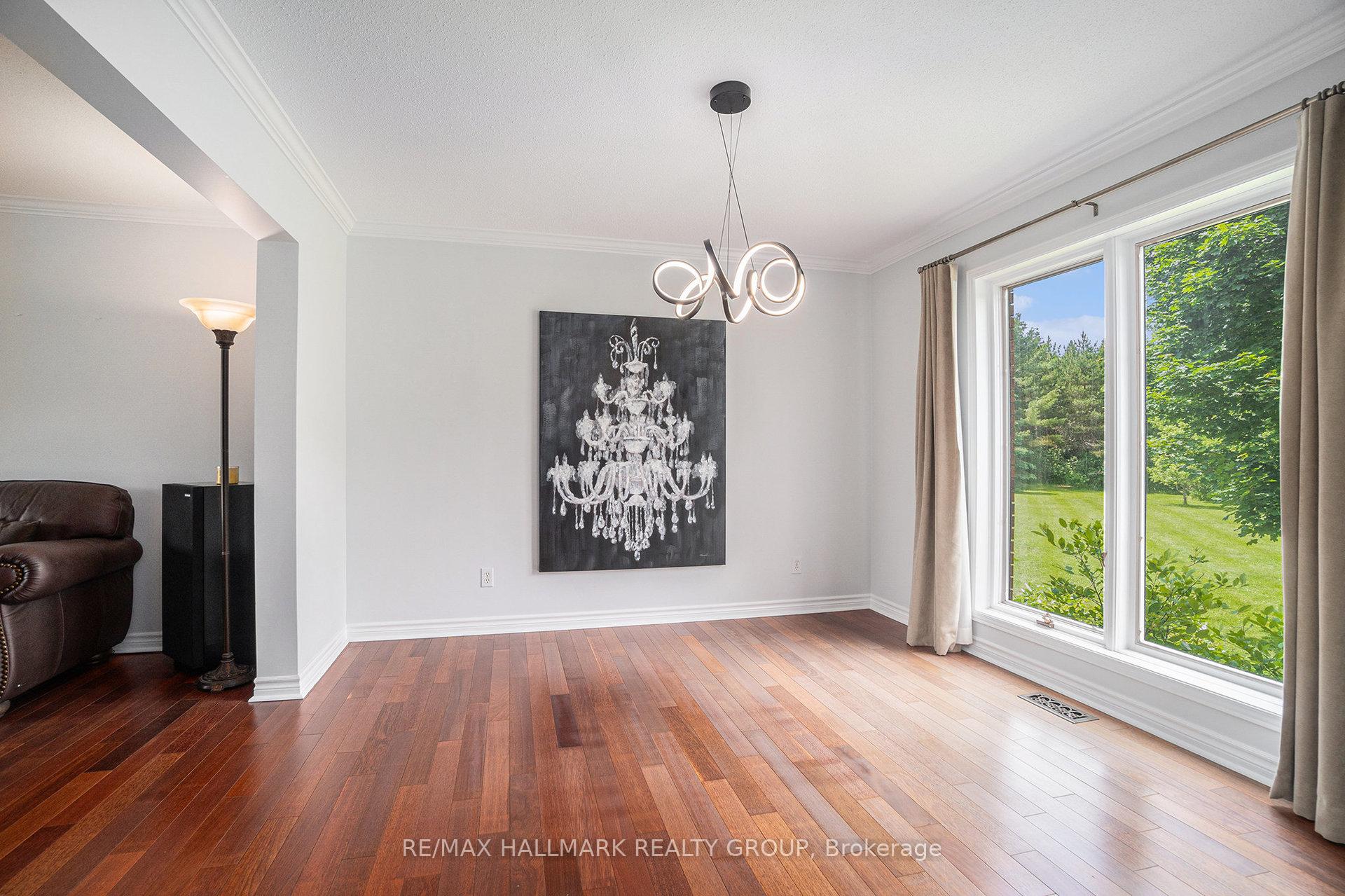 Photo 13 of 34 Grierson Lane, Ottawa, Kanata - Kanata (North West) — HOMEH