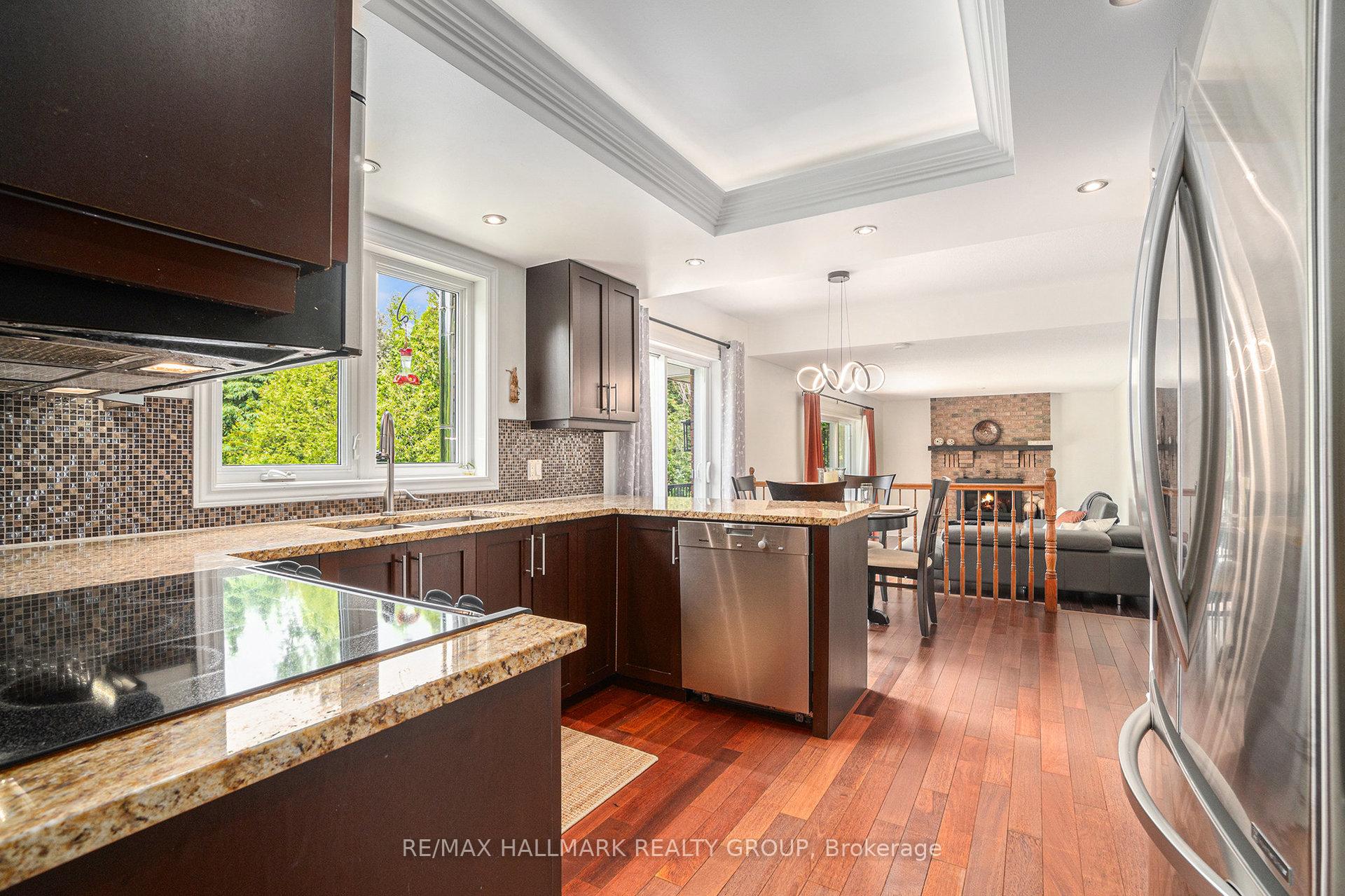 Photo 16 of 34 Grierson Lane, Ottawa, Kanata - Kanata (North West) — HOMEH