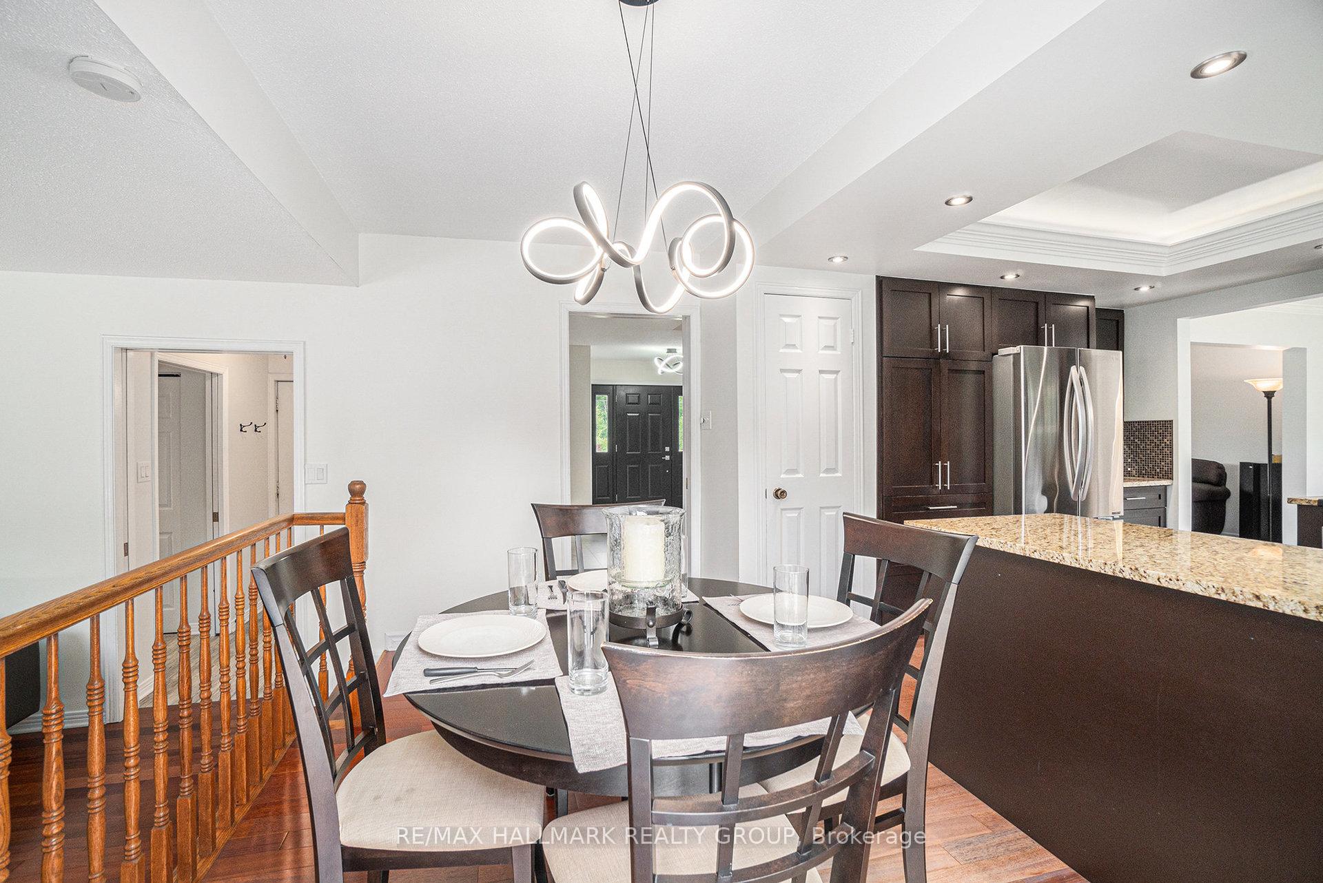 Photo 21 of 34 Grierson Lane, Ottawa, Kanata - Kanata (North West) — HOMEH
