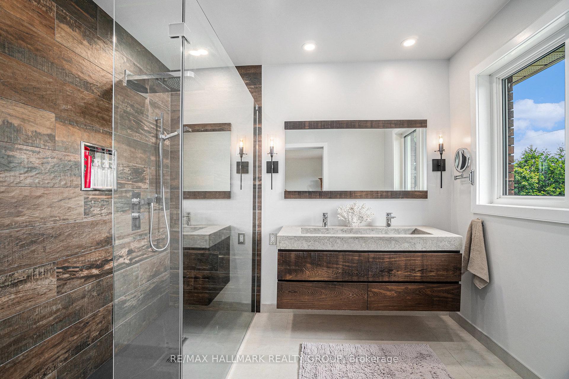 Photo 26 of 34 Grierson Lane, Ottawa, Kanata - Kanata (North West) — HOMEH
