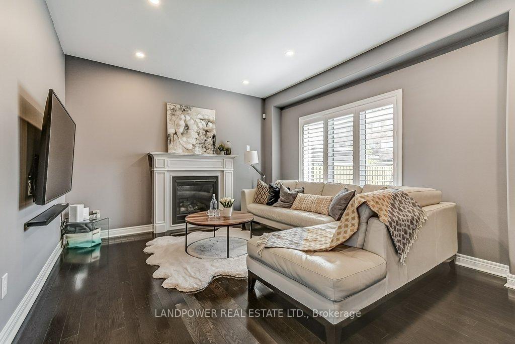 Photo 6 of 35 Limestone Street, Markham, Cornell — HOMEH