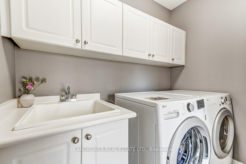 Photo 12 of 35 Limestone Street, Markham, Cornell — HOMEH