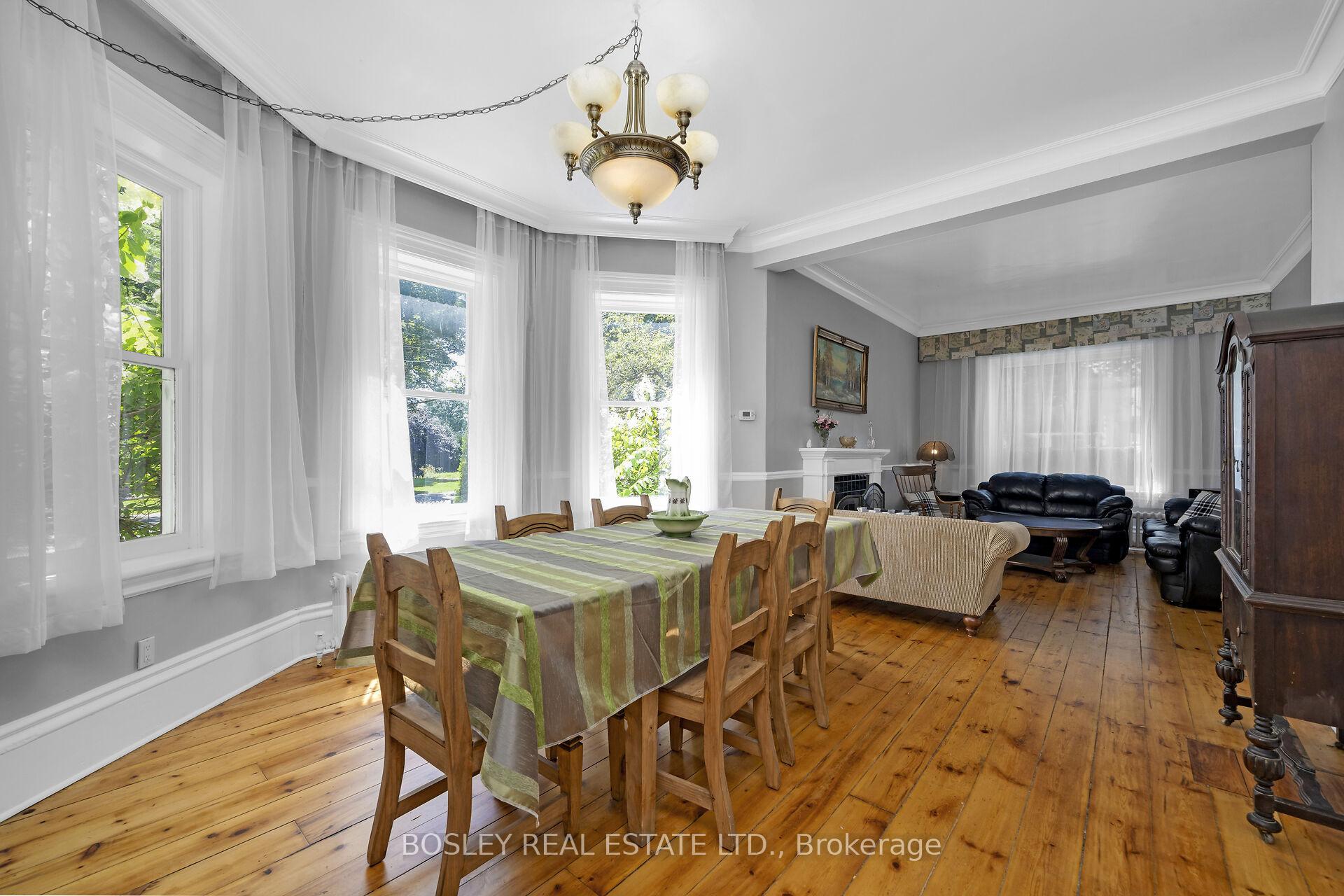 Photo 13 of 135 Webb Street, Minto — HOMEH