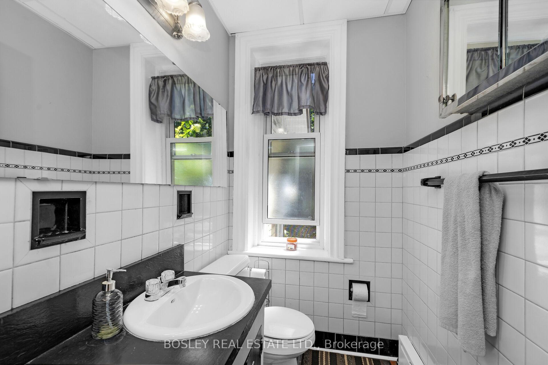 Photo 24 of 135 Webb Street, Minto — HOMEH