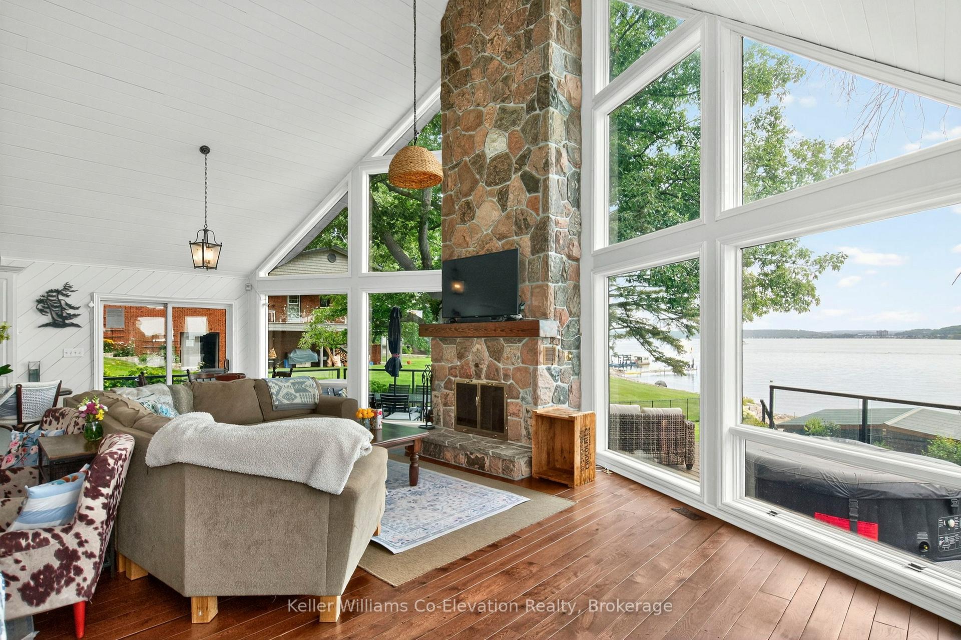 Photo 1 of 286 Puddicombe Road, Midland — HOMEH