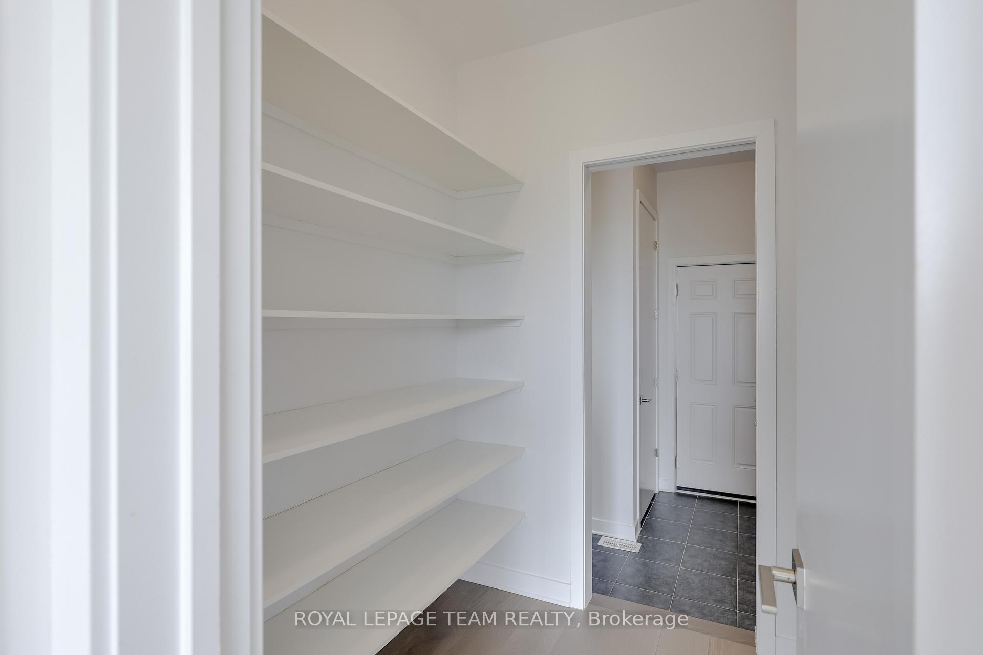 Photo 20 of 611 Triangle Street, Ottawa, Kanata - Emerald Meadows/Trailwest — HOMEH