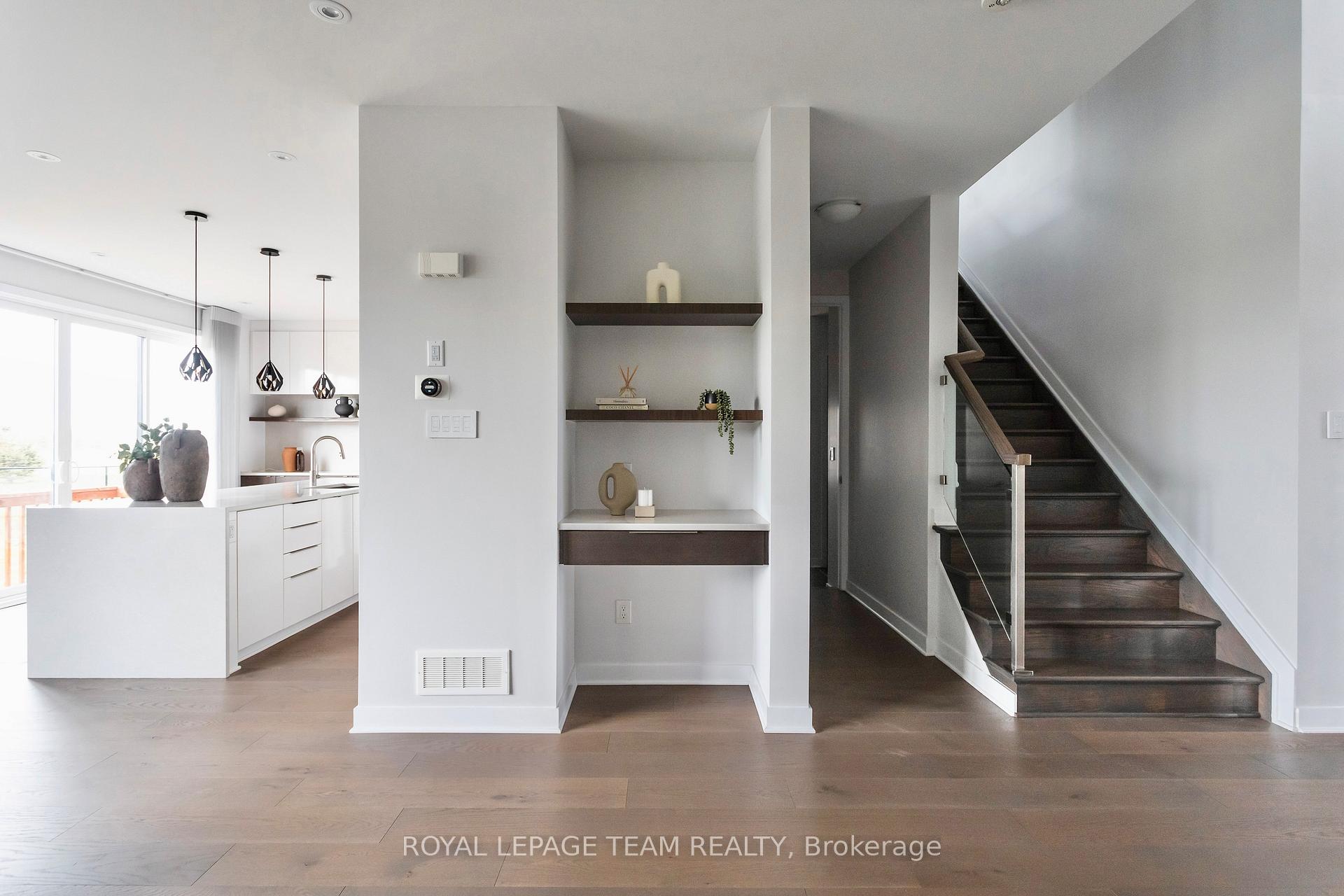 Photo 23 of 611 Triangle Street, Ottawa, Kanata - Emerald Meadows/Trailwest — HOMEH