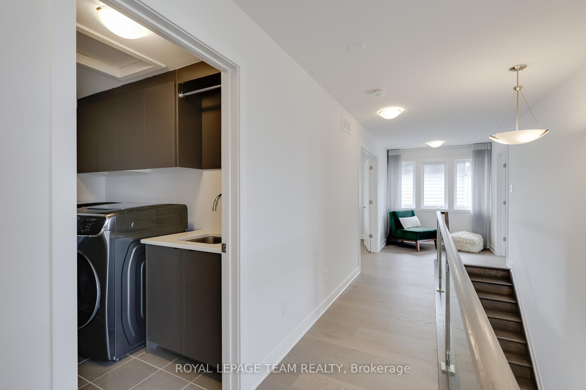Photo 33 of 611 Triangle Street, Ottawa, Kanata - Emerald Meadows/Trailwest — HOMEH