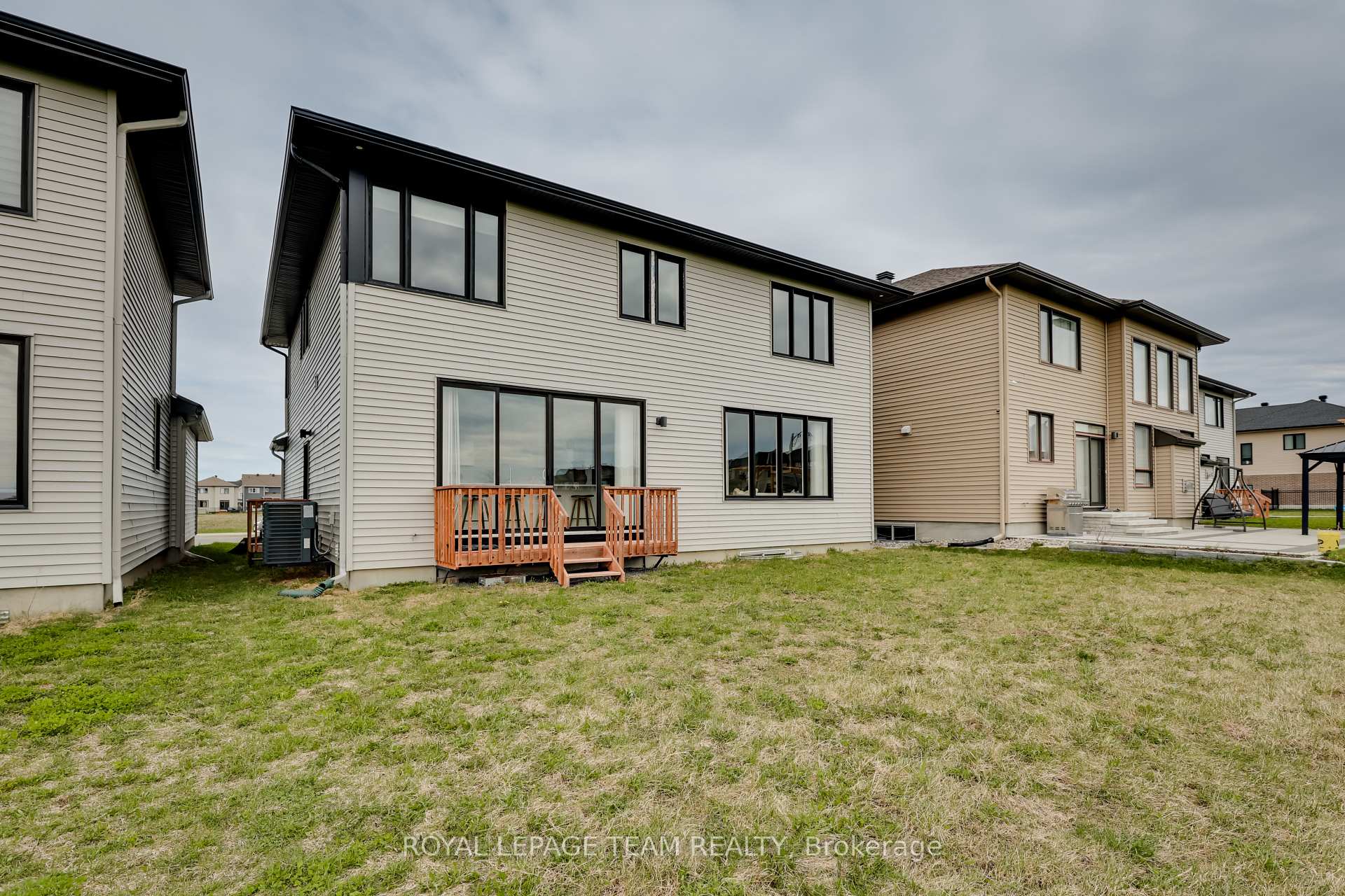 Photo 48 of 611 Triangle Street, Ottawa, Kanata - Emerald Meadows/Trailwest — HOMEH