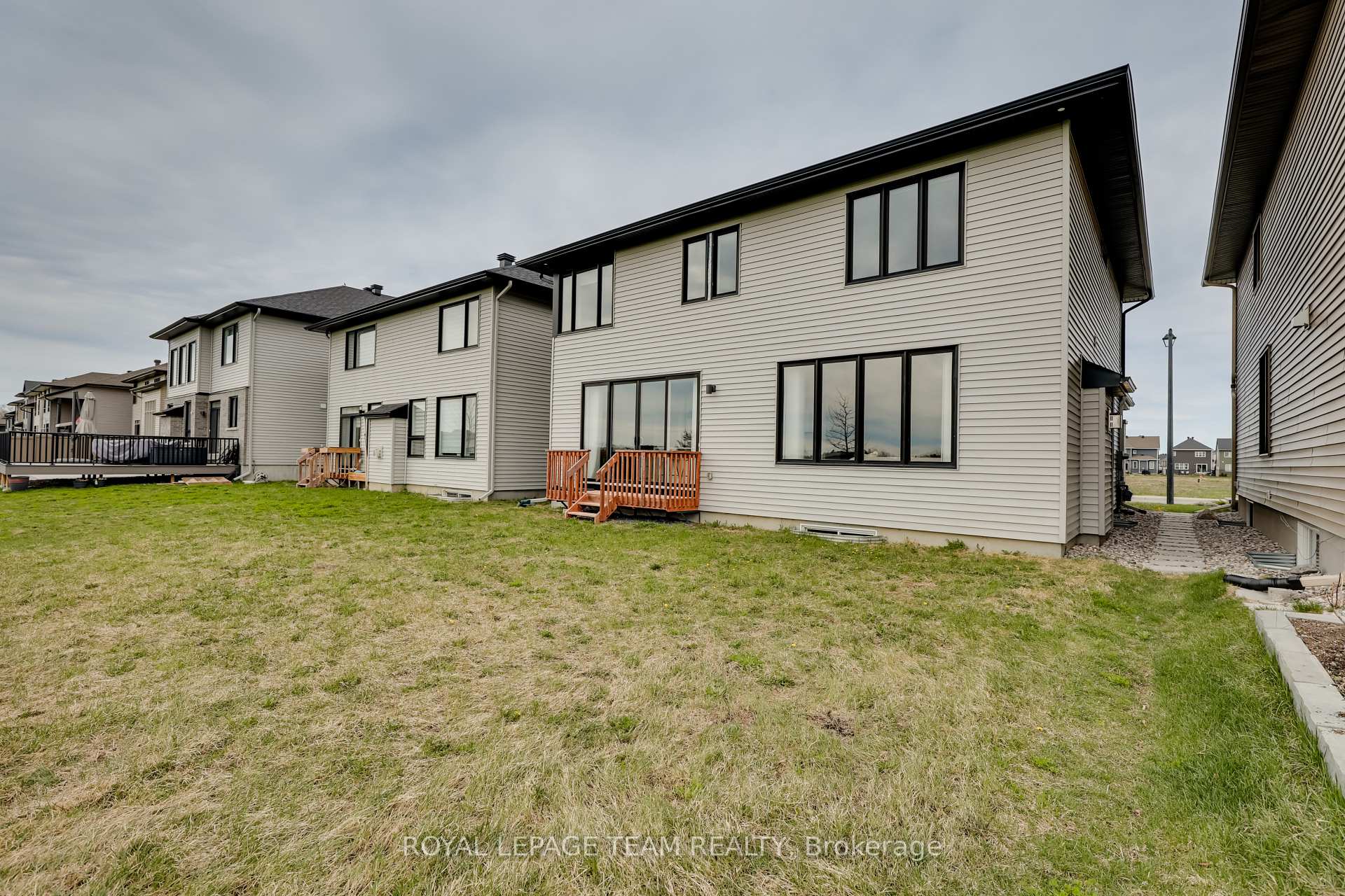 Photo 50 of 611 Triangle Street, Ottawa, Kanata - Emerald Meadows/Trailwest — HOMEH