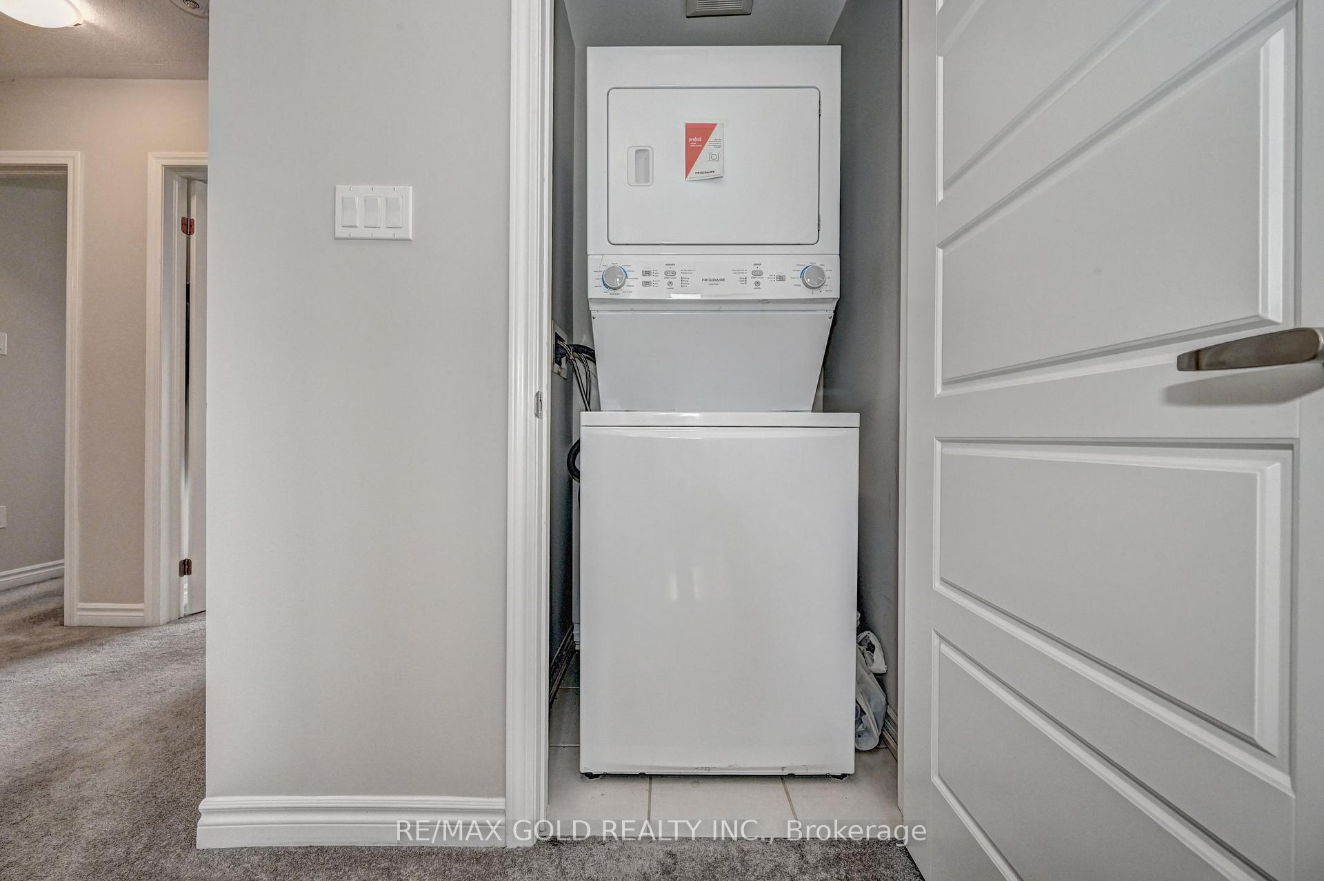 Photo 27 of 104 Forestwalk Street, Kitchener — HOMEH