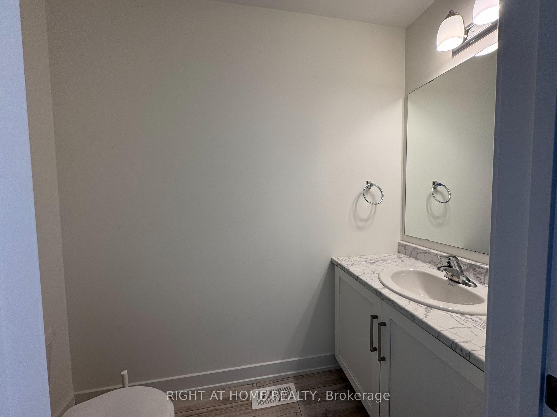 Photo 5 of 4830 Abbott Street E, Ottawa, Kanata - Emerald Meadows/Trailwest — HOMEH