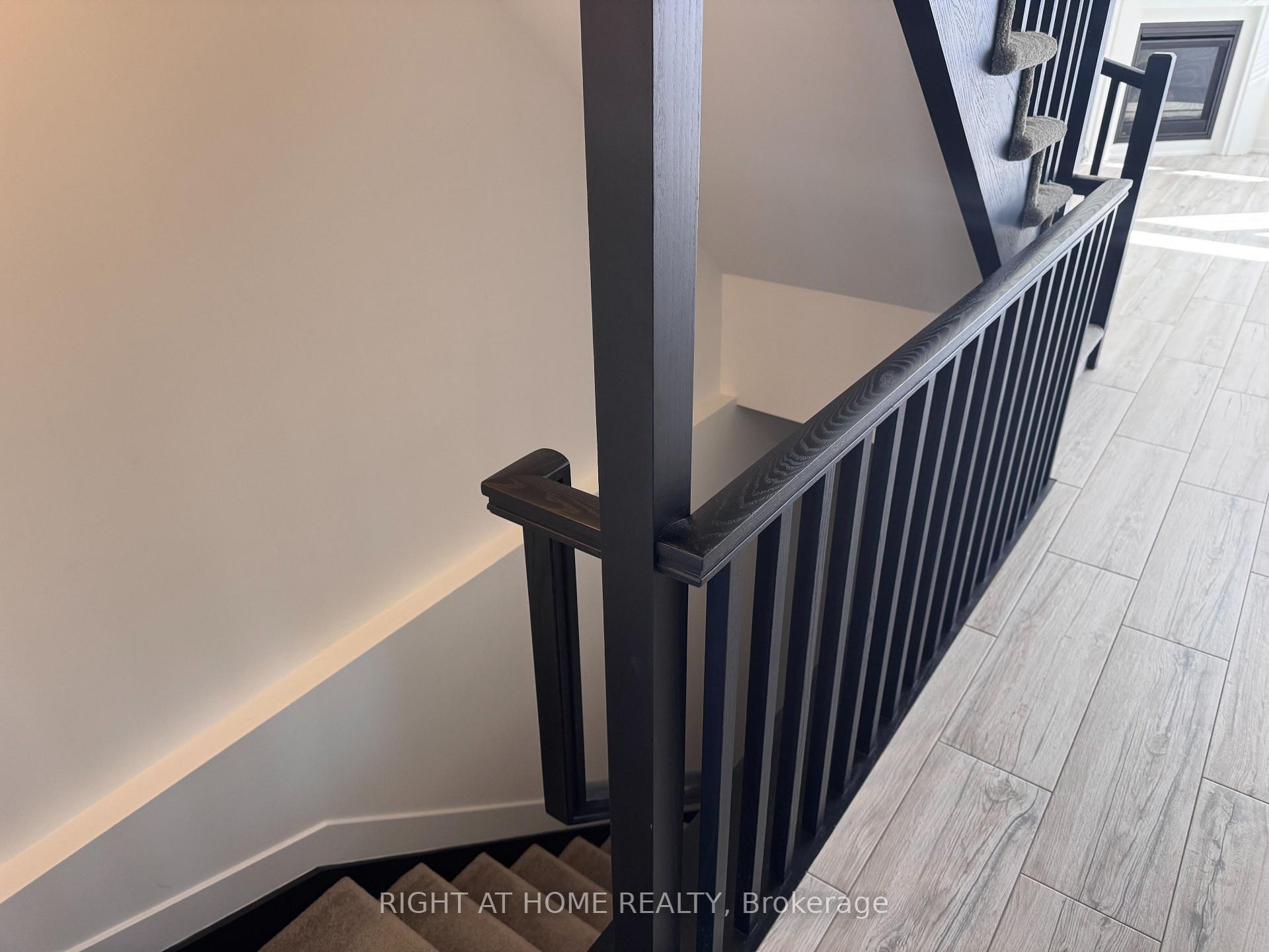 Photo 11 of 4830 Abbott Street E, Ottawa, Kanata - Emerald Meadows/Trailwest — HOMEH