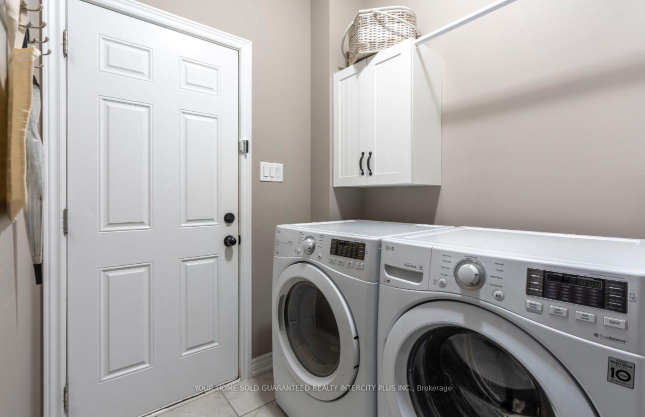 Photo 6 of 2061 Webster Boulevard, Innisfil, Alcona — HOMEH