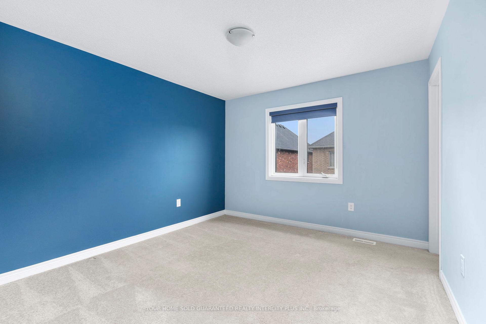 Photo 21 of 2061 Webster Boulevard, Innisfil, Alcona — HOMEH