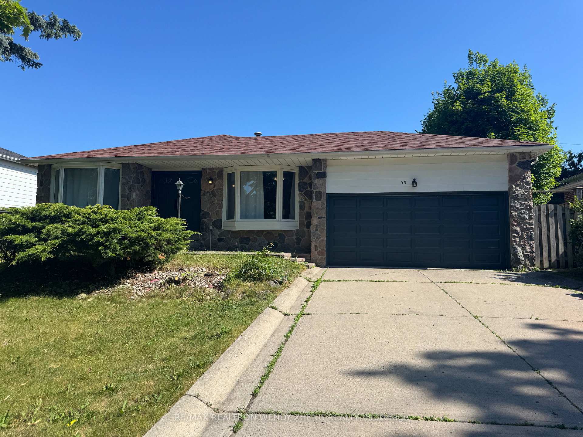 Photo 1 of 33 Southdale Drive, Markham, Bullock — HOMEH