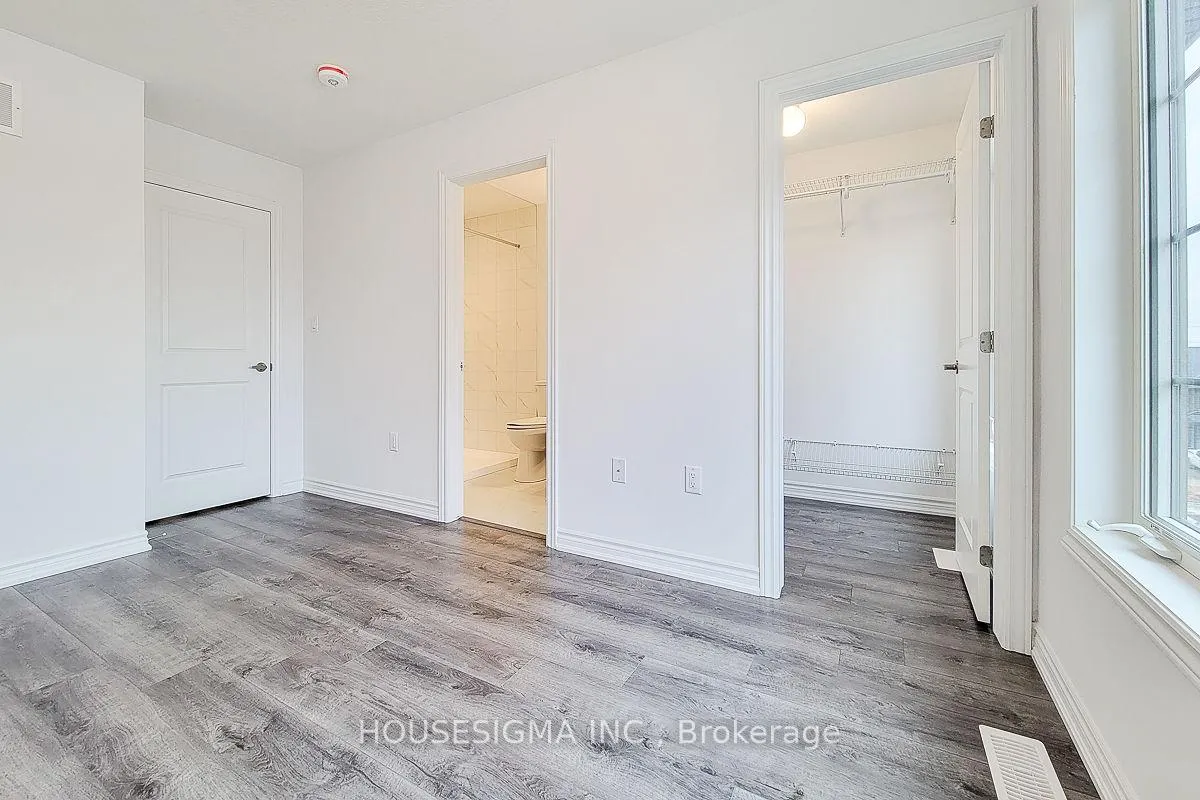 Photo 14 of Unit 33, 61 Soho Street, Hamilton, Stoney Creek Mountain — HOMEH