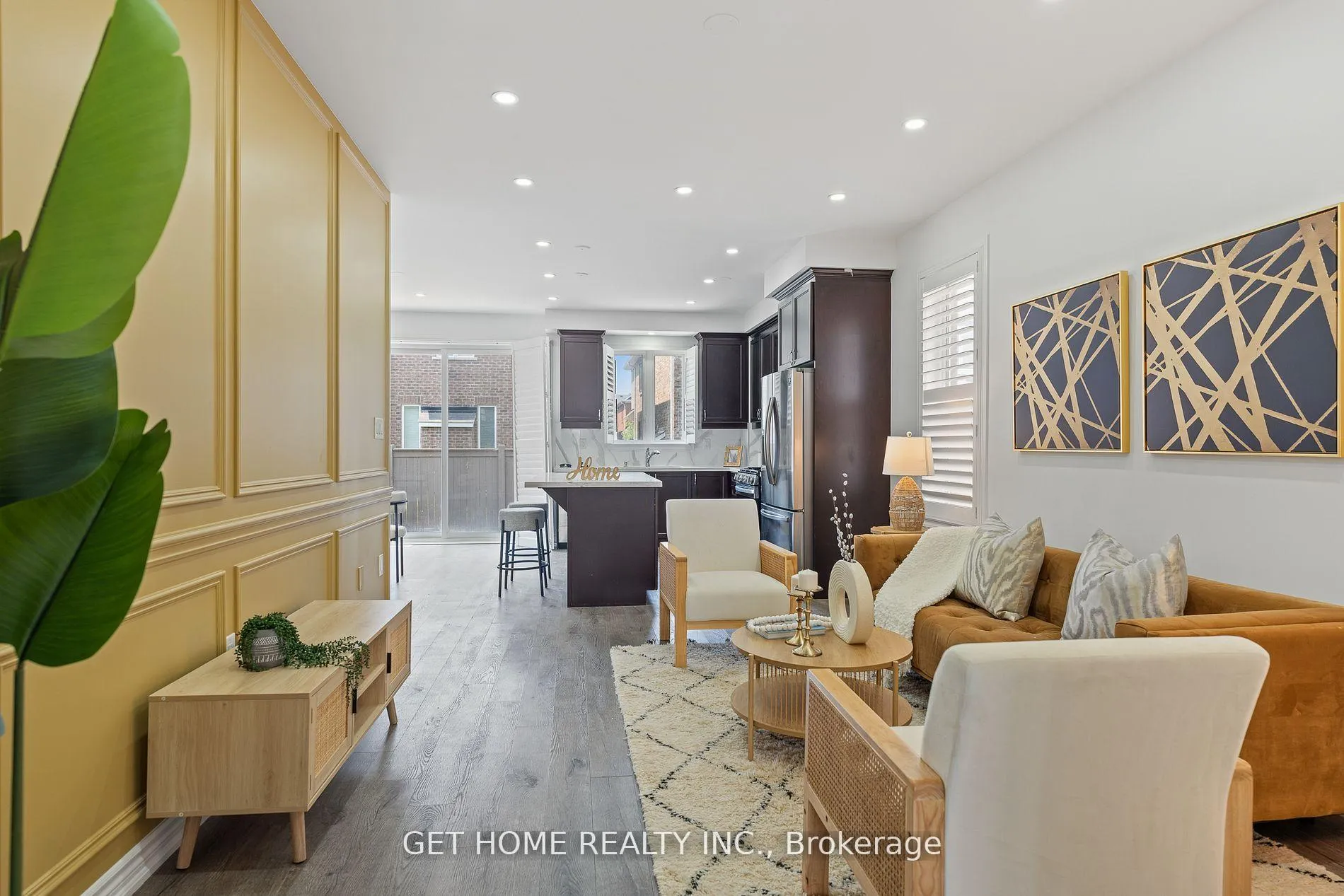 Photo 5 of Unit 82 ,Upper, 975 Whitlock Avenue N, Milton, Cobban — HOMEH