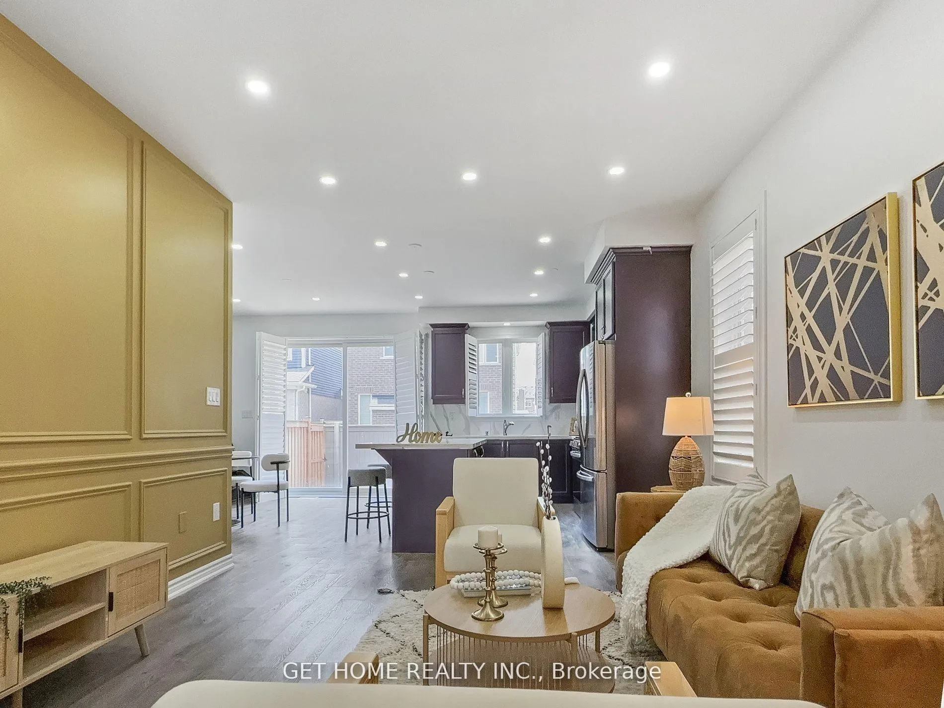 Photo 6 of Unit 82 ,Upper, 975 Whitlock Avenue N, Milton, Cobban — HOMEH
