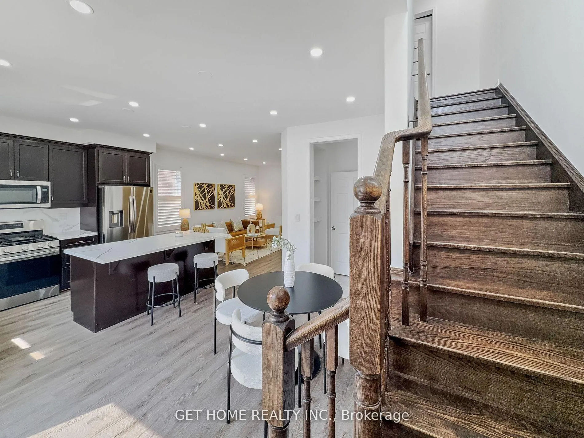 Photo 11 of Unit 82 ,Upper, 975 Whitlock Avenue N, Milton, Cobban — HOMEH