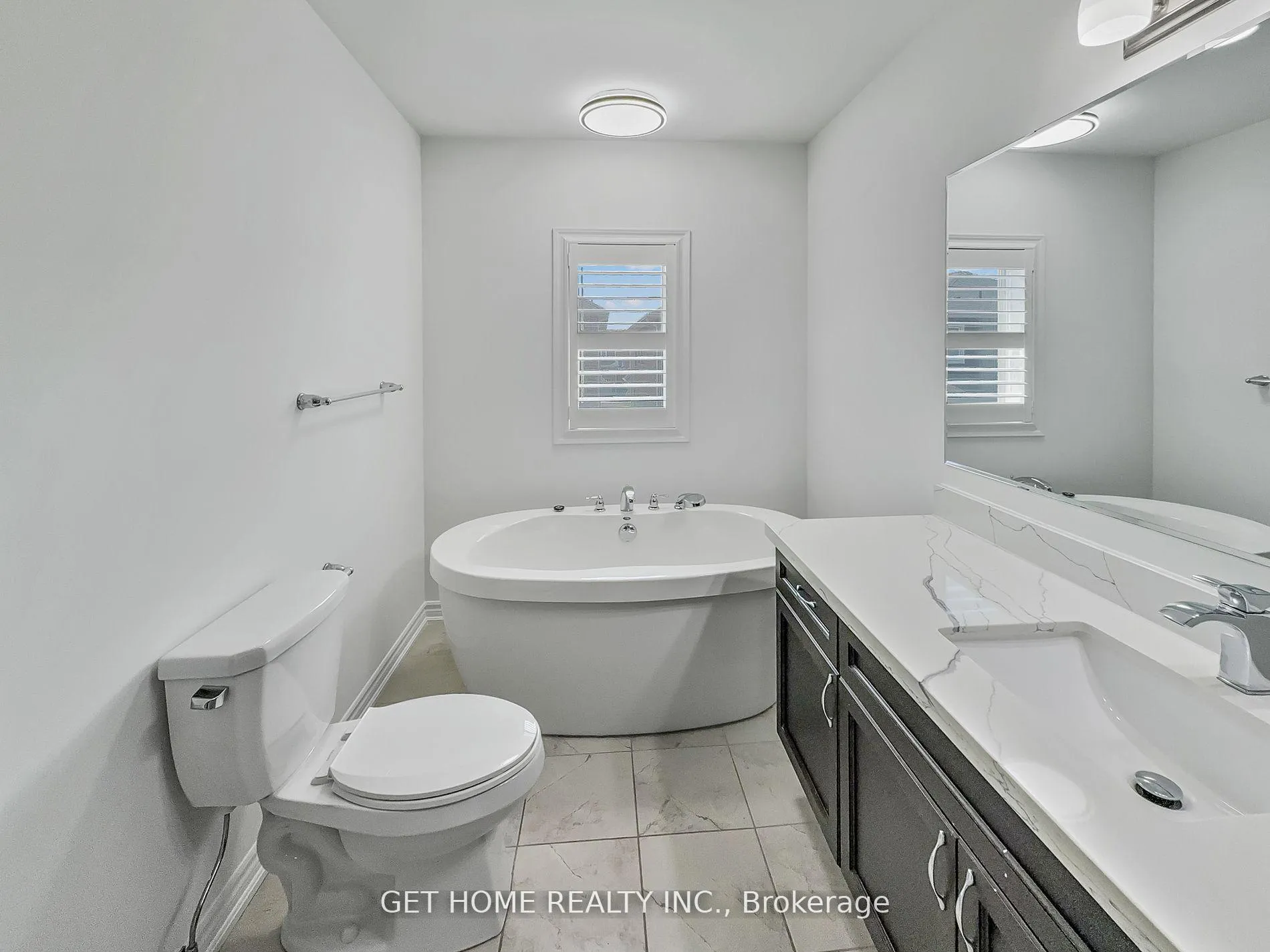 Photo 17 of Unit 82 ,Upper, 975 Whitlock Avenue N, Milton, Cobban — HOMEH