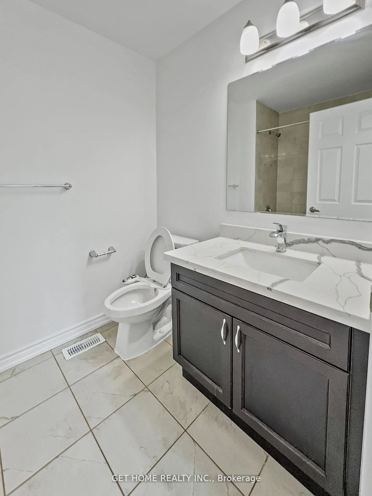 Photo 22 of Unit 82 ,Upper, 975 Whitlock Avenue N, Milton, Cobban — HOMEH