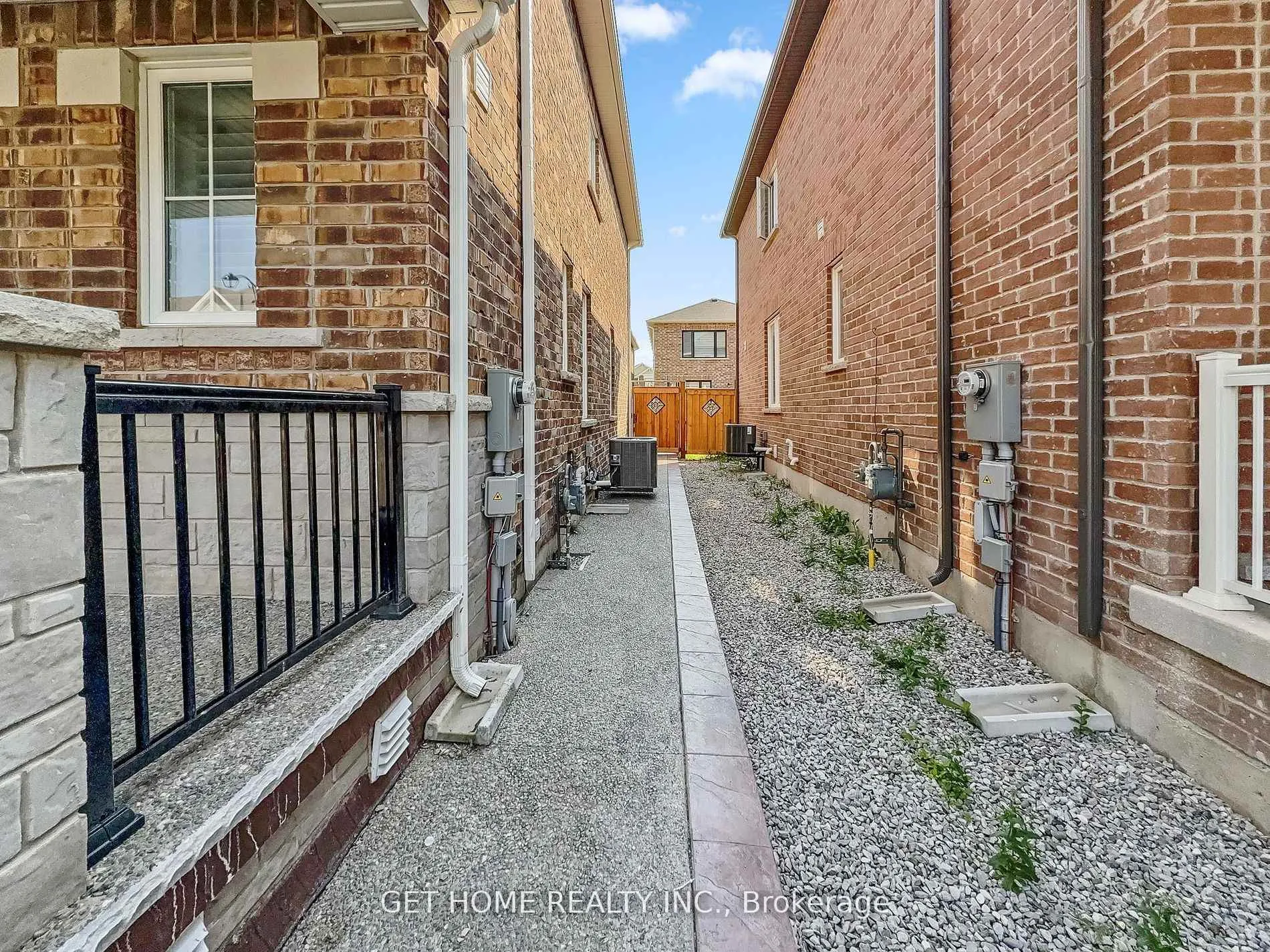 Photo 28 of Unit 82 ,Upper, 975 Whitlock Avenue N, Milton, Cobban — HOMEH