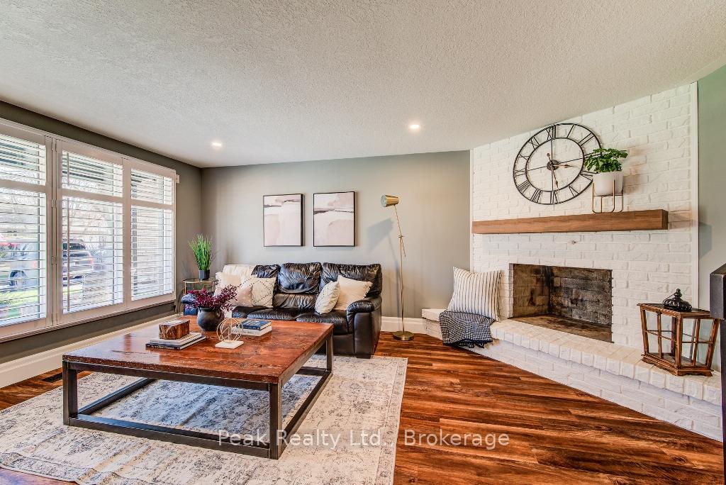 Photo 7 of 76 Underhill Crescent, Kitchener, Centreville Chicopee — HOMEH