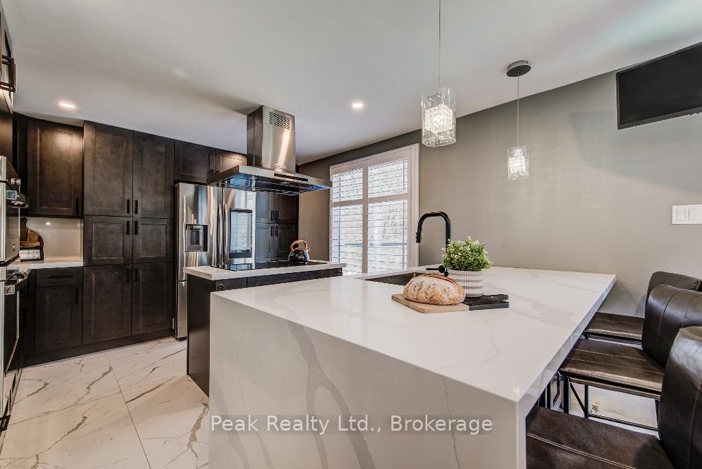 Photo 10 of 76 Underhill Crescent, Kitchener, Centreville Chicopee — HOMEH