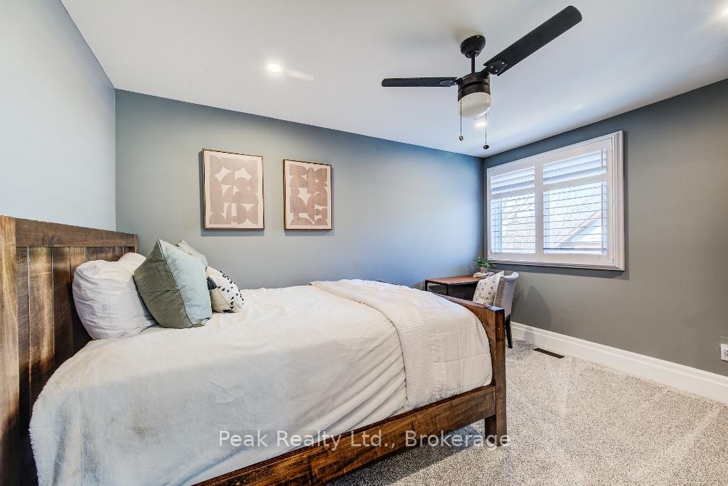 Photo 24 of 76 Underhill Crescent, Kitchener, Centreville Chicopee — HOMEH