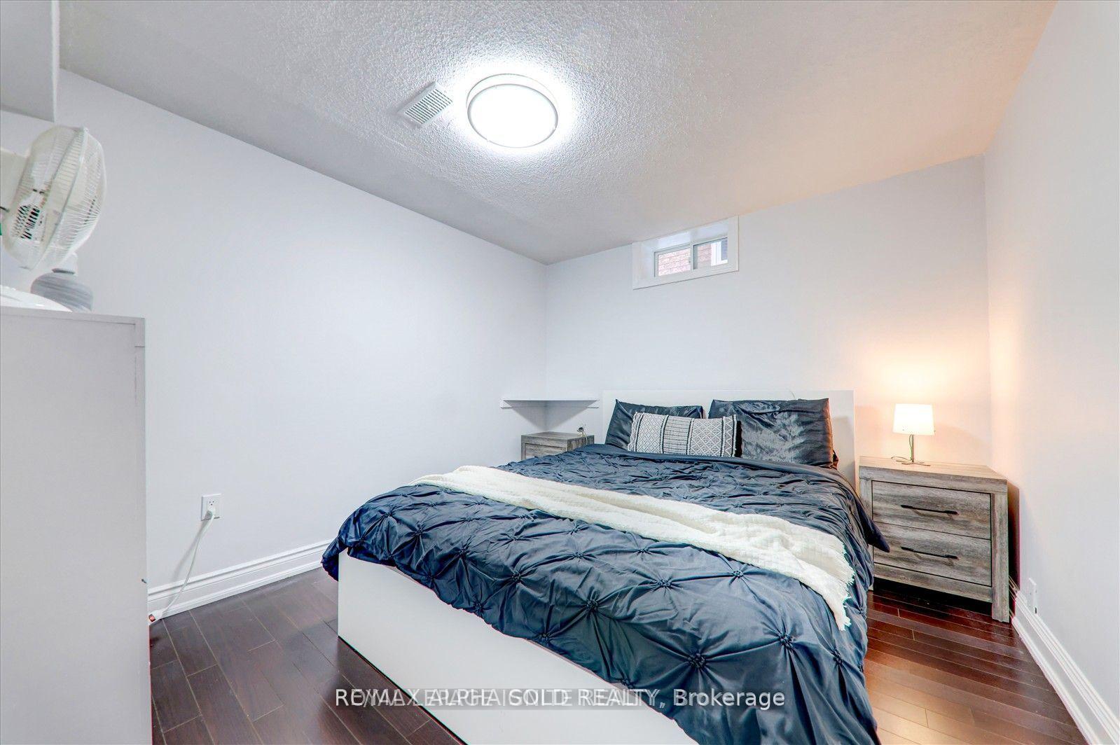 Photo 4 of Unit bsmt, 223 Sophia Road, Markham, Middlefield — HOMEH