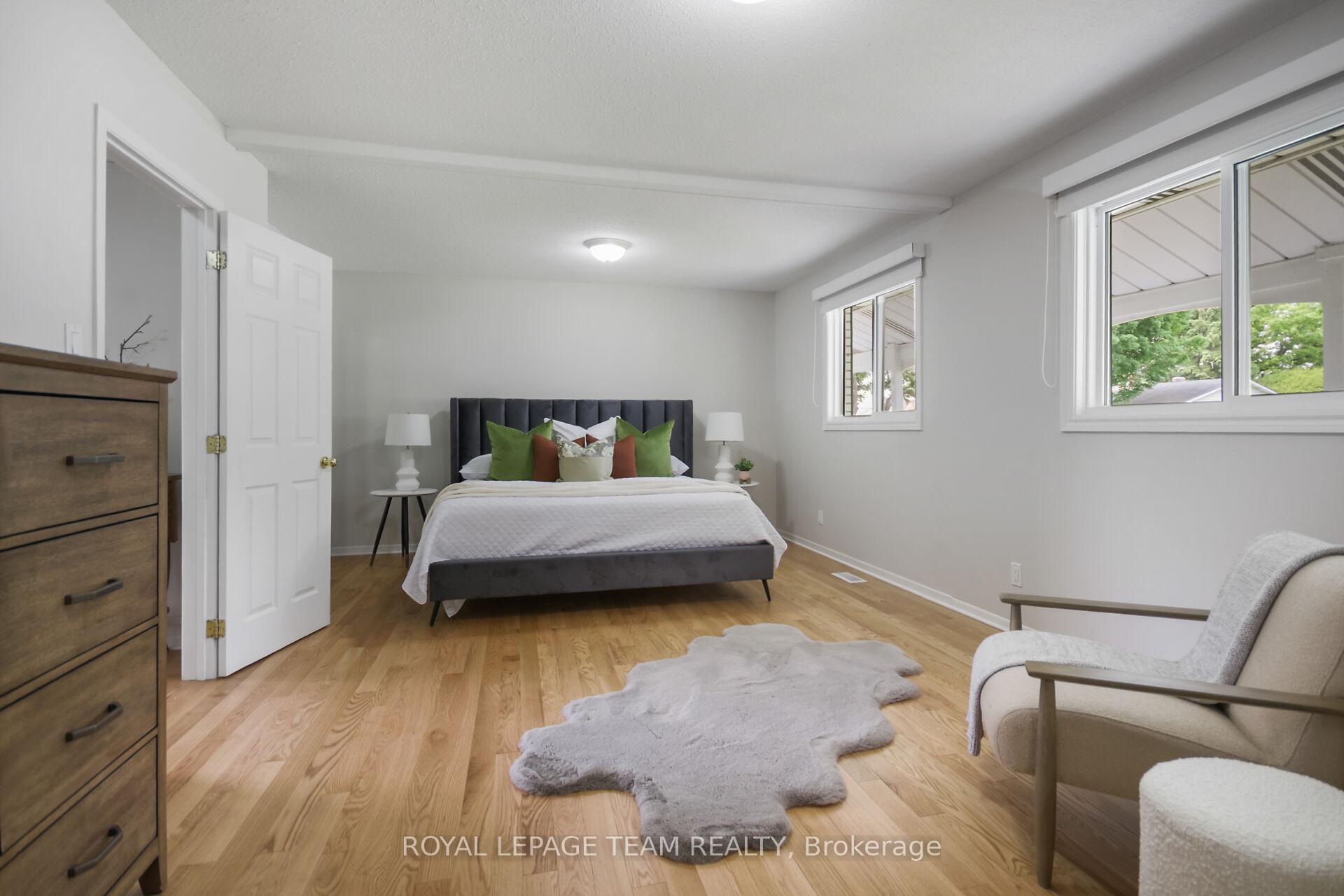 Photo 19 of 102 Oriole Avenue, Ottawa, Kanata - Glencairn/Hazeldean — HOMEH
