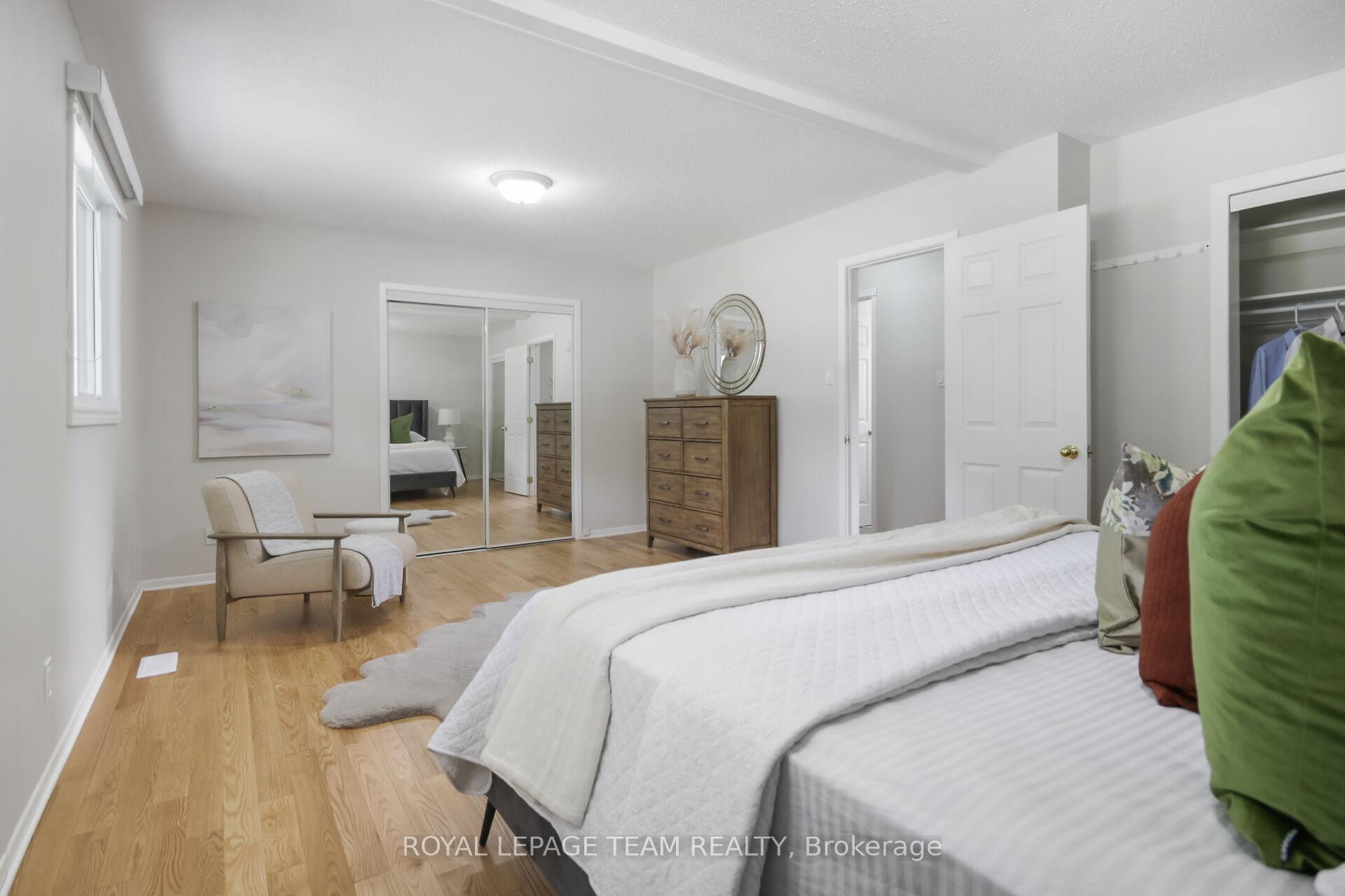 Photo 21 of 102 Oriole Avenue, Ottawa, Kanata - Glencairn/Hazeldean — HOMEH