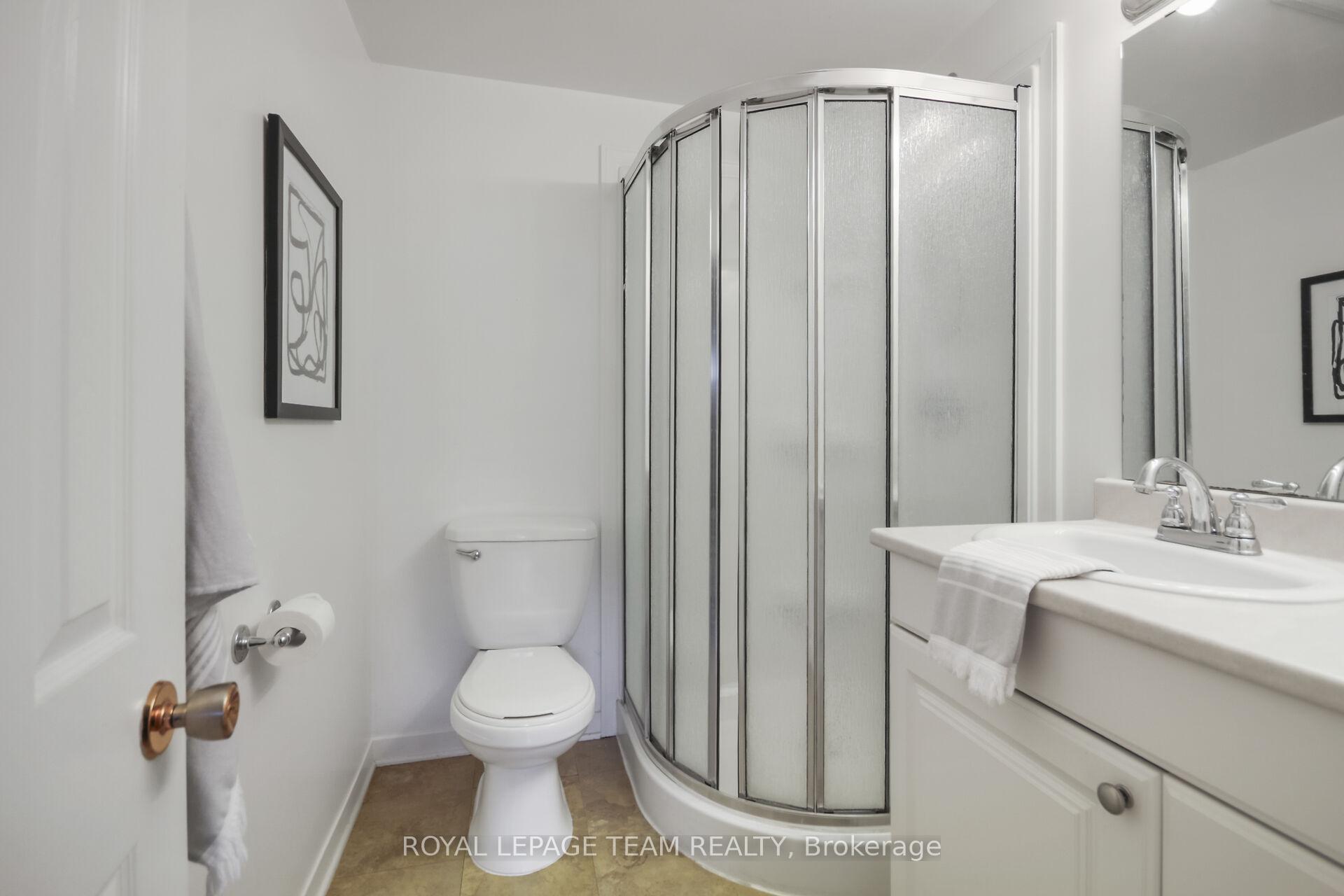 Photo 34 of 102 Oriole Avenue, Ottawa, Kanata - Glencairn/Hazeldean — HOMEH
